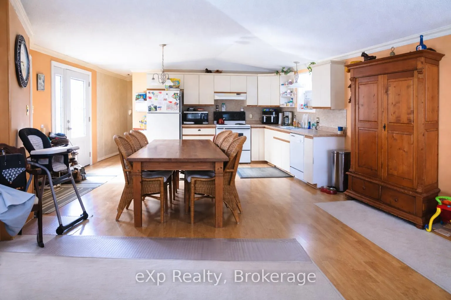 Photo 5 of 302694 Douglas Street, West Grey — HOMEH