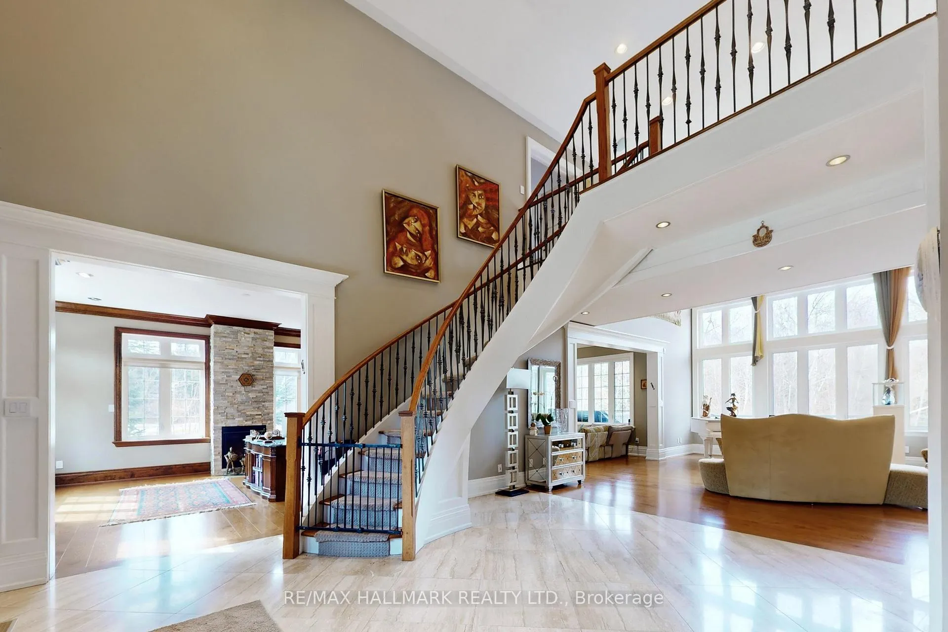 Photo 14 of 206 Churchill Avenue, King, Rural King — HOMEH