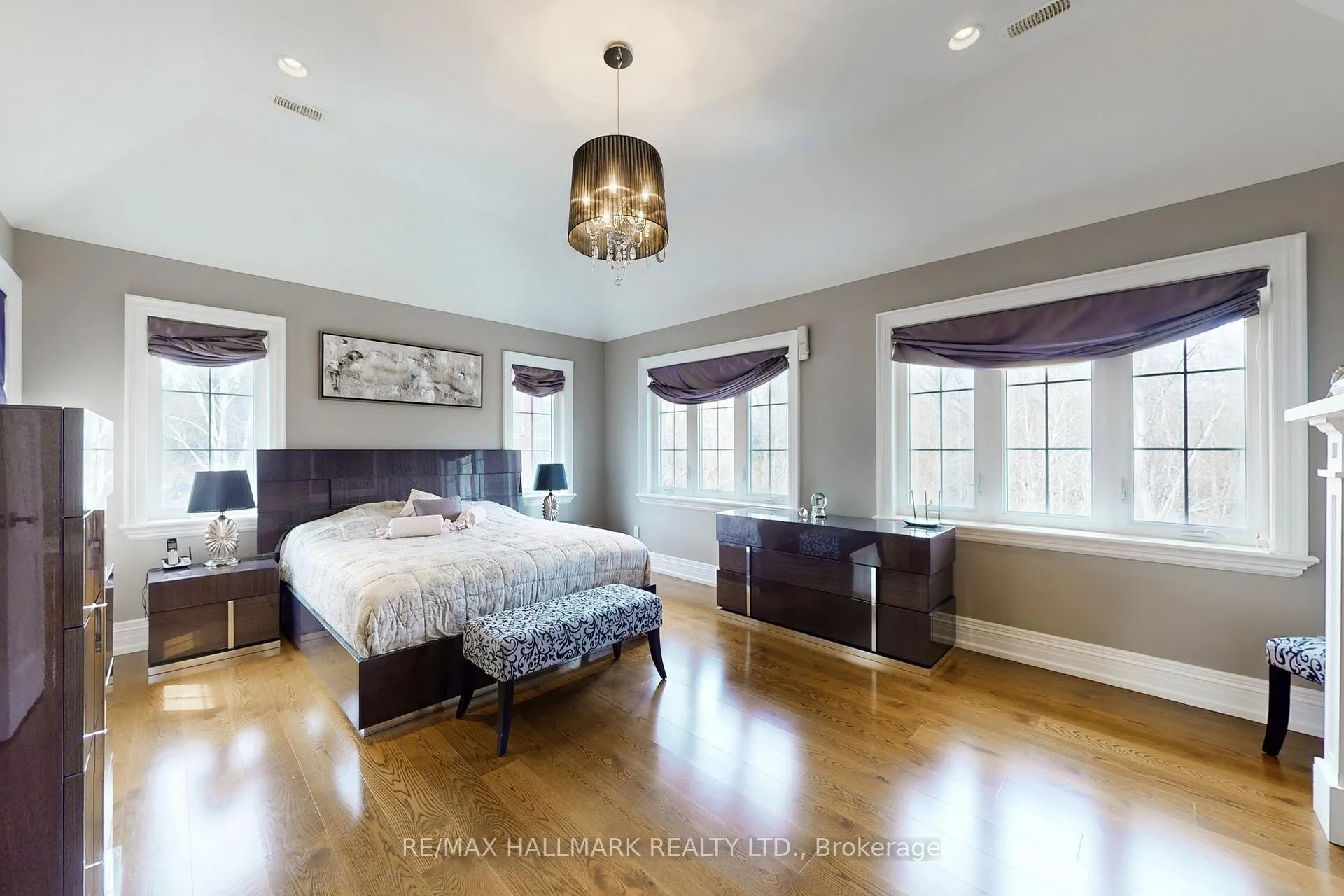 Photo 22 of 206 Churchill Avenue, King, Rural King — HOMEH