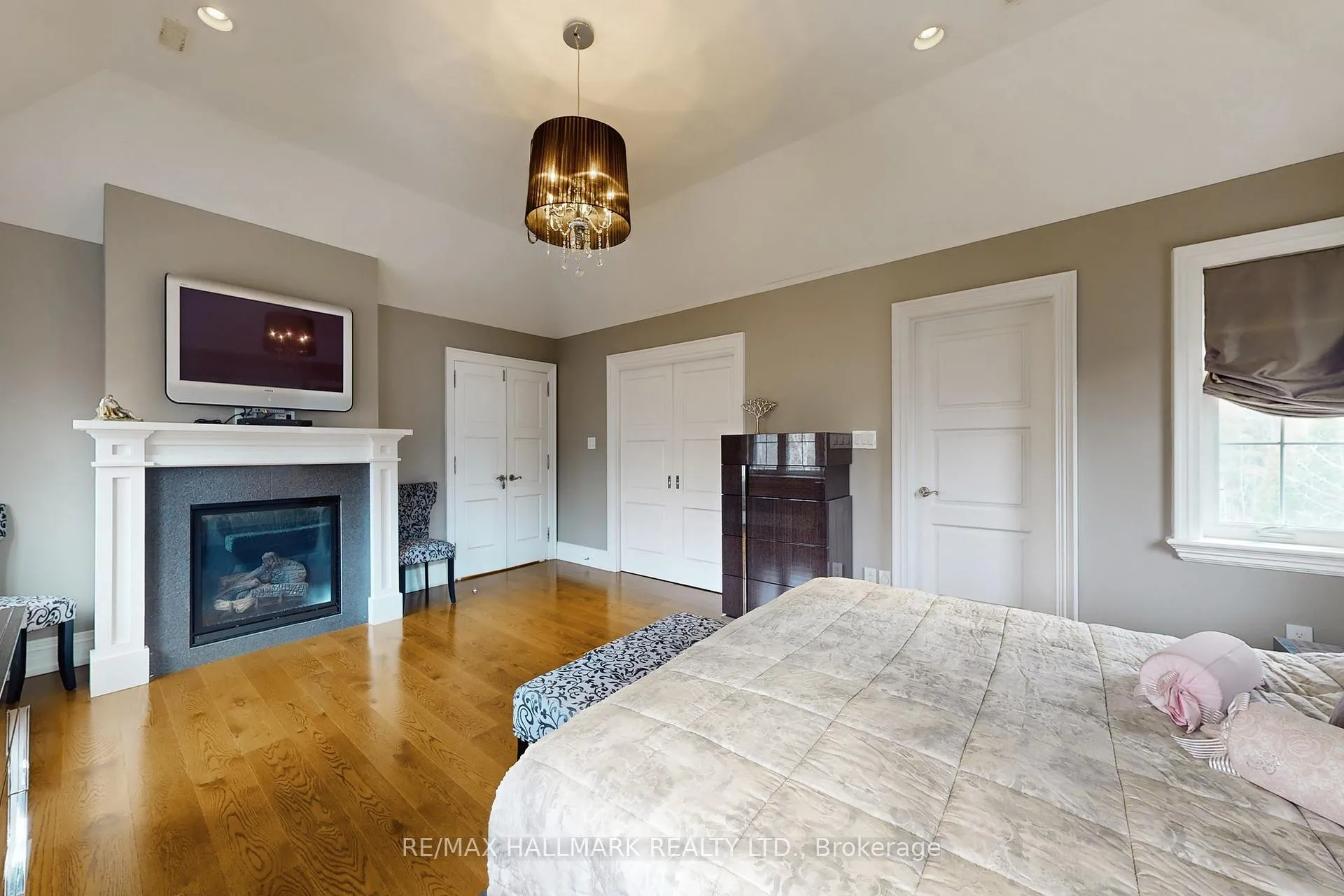 Photo 23 of 206 Churchill Avenue, King, Rural King — HOMEH