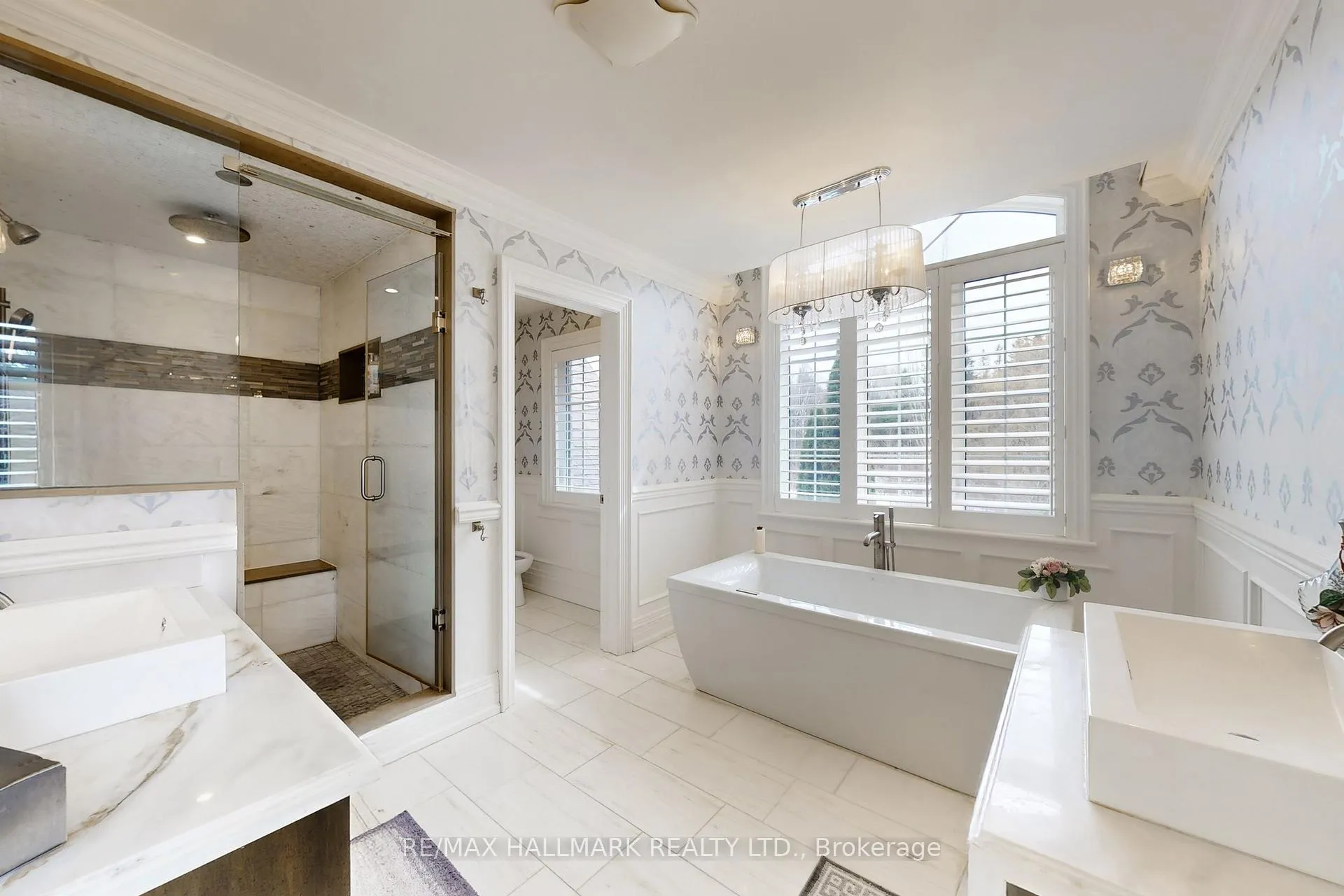Photo 24 of 206 Churchill Avenue, King, Rural King — HOMEH
