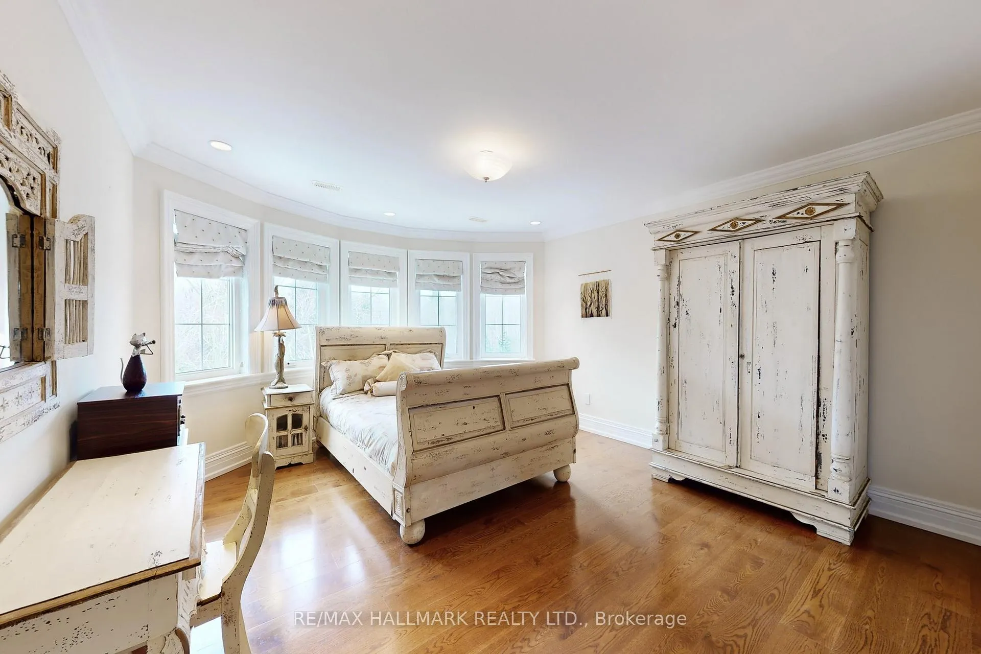 Photo 29 of 206 Churchill Avenue, King, Rural King — HOMEH