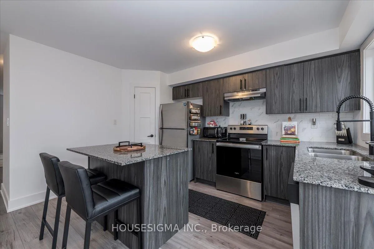 Photo 7 of 49 Hay Lane, Barrie, Rural Barrie Southeast — HOMEH