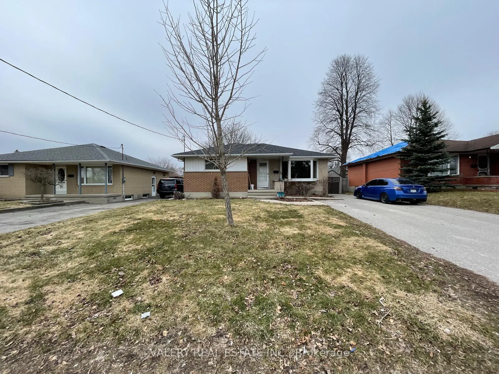 Photo 1 of Unit 2, 81 Parkway Crescent, Clarington, Bowmanville — HOMEH