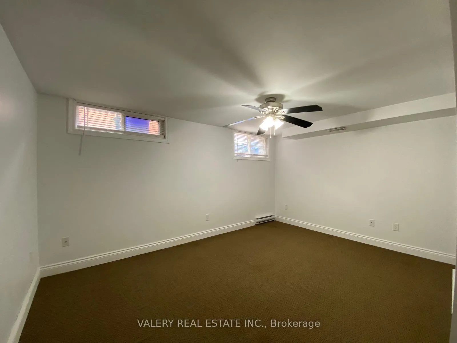 Photo 9 of Unit 2, 81 Parkway Crescent, Clarington, Bowmanville — HOMEH