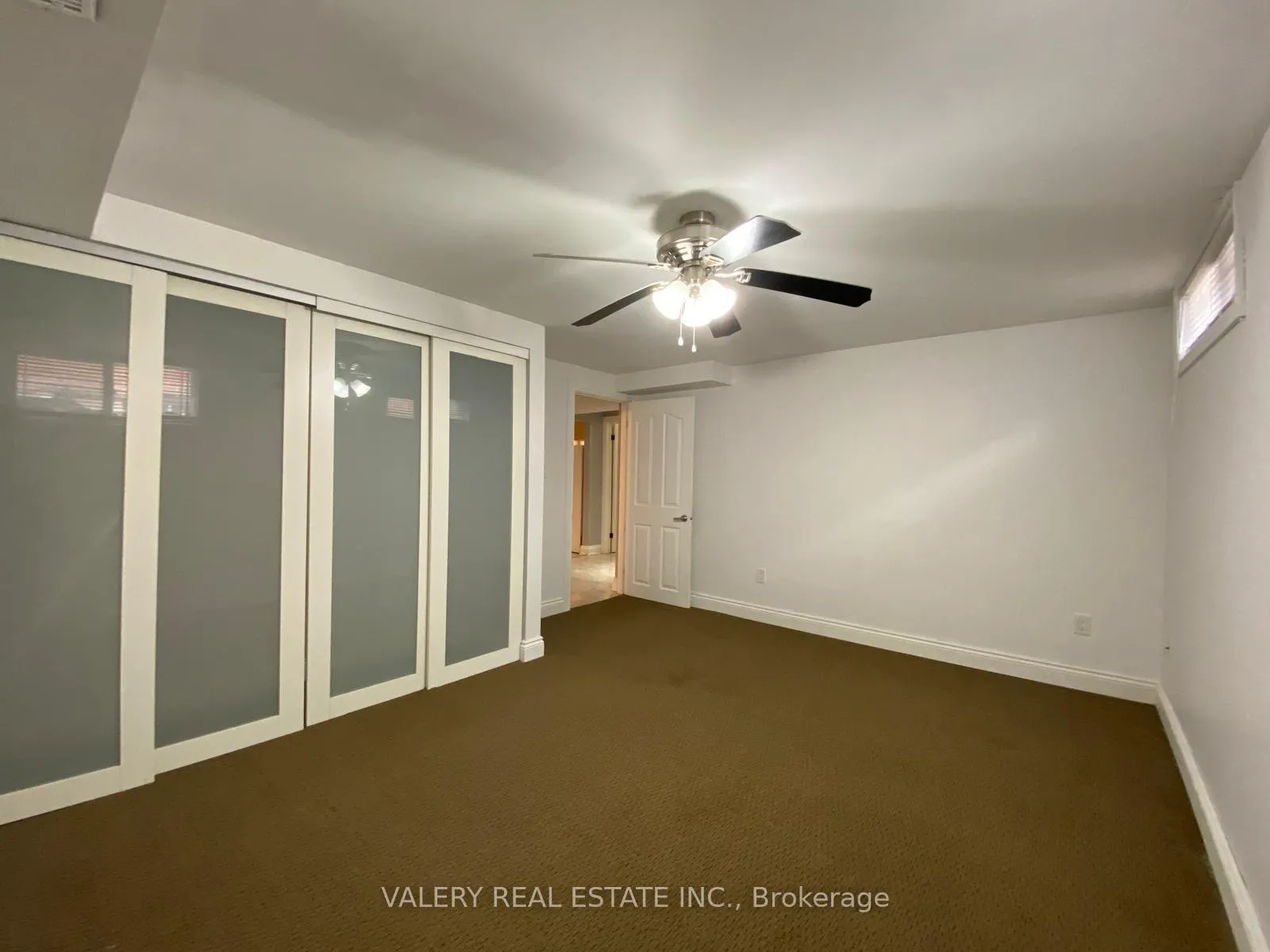 Photo 11 of Unit 2, 81 Parkway Crescent, Clarington, Bowmanville — HOMEH