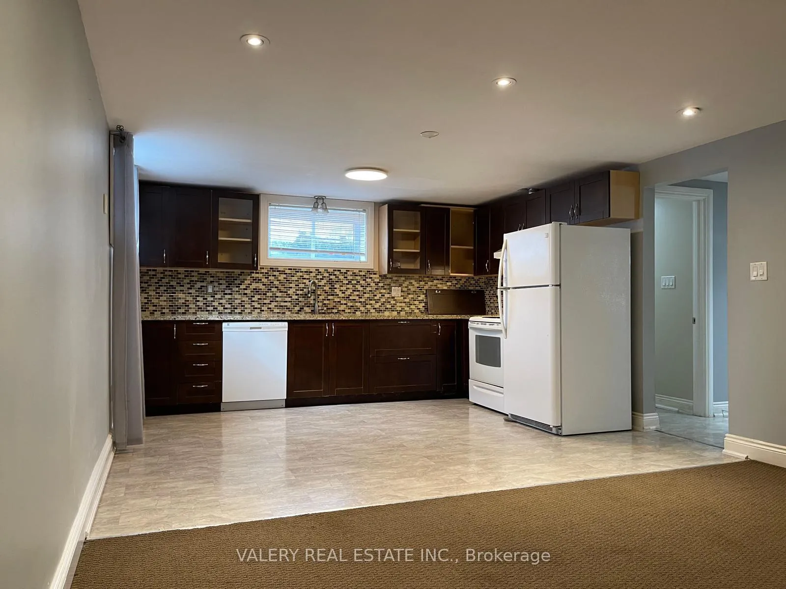 Photo 19 of Unit 2, 81 Parkway Crescent, Clarington, Bowmanville — HOMEH