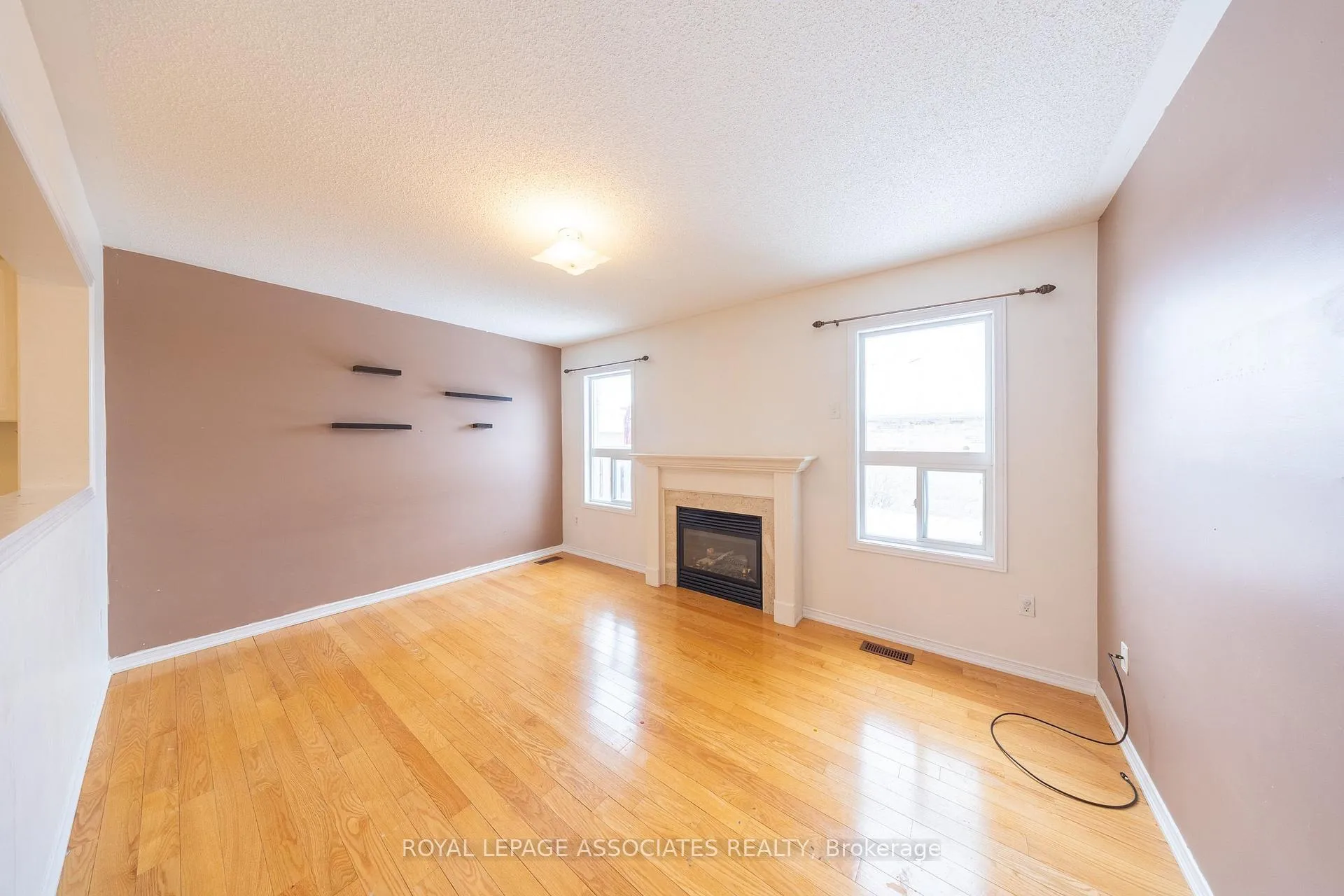 Photo 11 of 77 Andriana Crescent, Markham, Box Grove — HOMEH