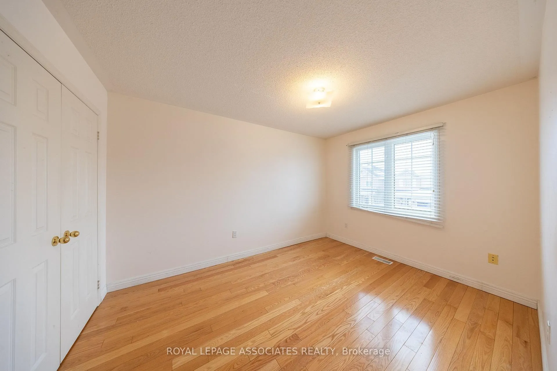 Photo 24 of 77 Andriana Crescent, Markham, Box Grove — HOMEH