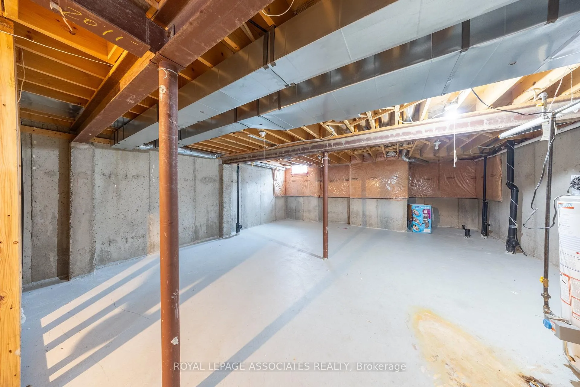 Photo 27 of 77 Andriana Crescent, Markham, Box Grove — HOMEH