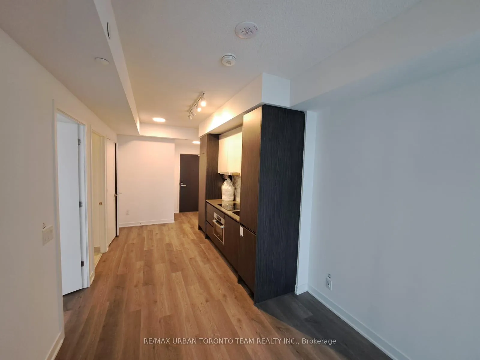 Photo 2 of Unit 3016, 180 Front Street E, Toronto, Moss Park — HOMEH