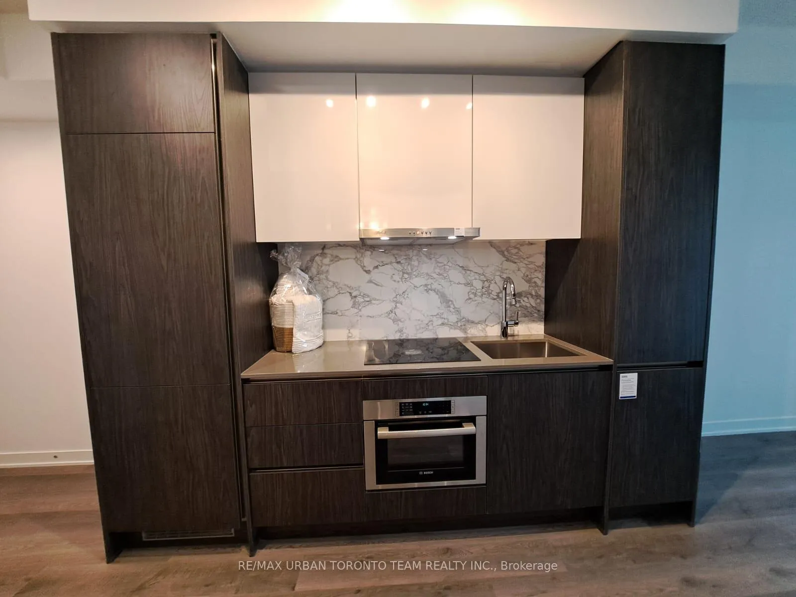 Photo 4 of Unit 3016, 180 Front Street E, Toronto, Moss Park — HOMEH