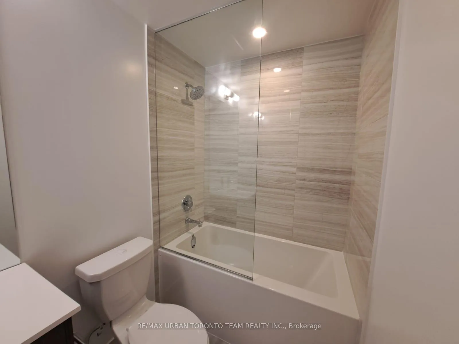 Photo 15 of Unit 3016, 180 Front Street E, Toronto, Moss Park — HOMEH