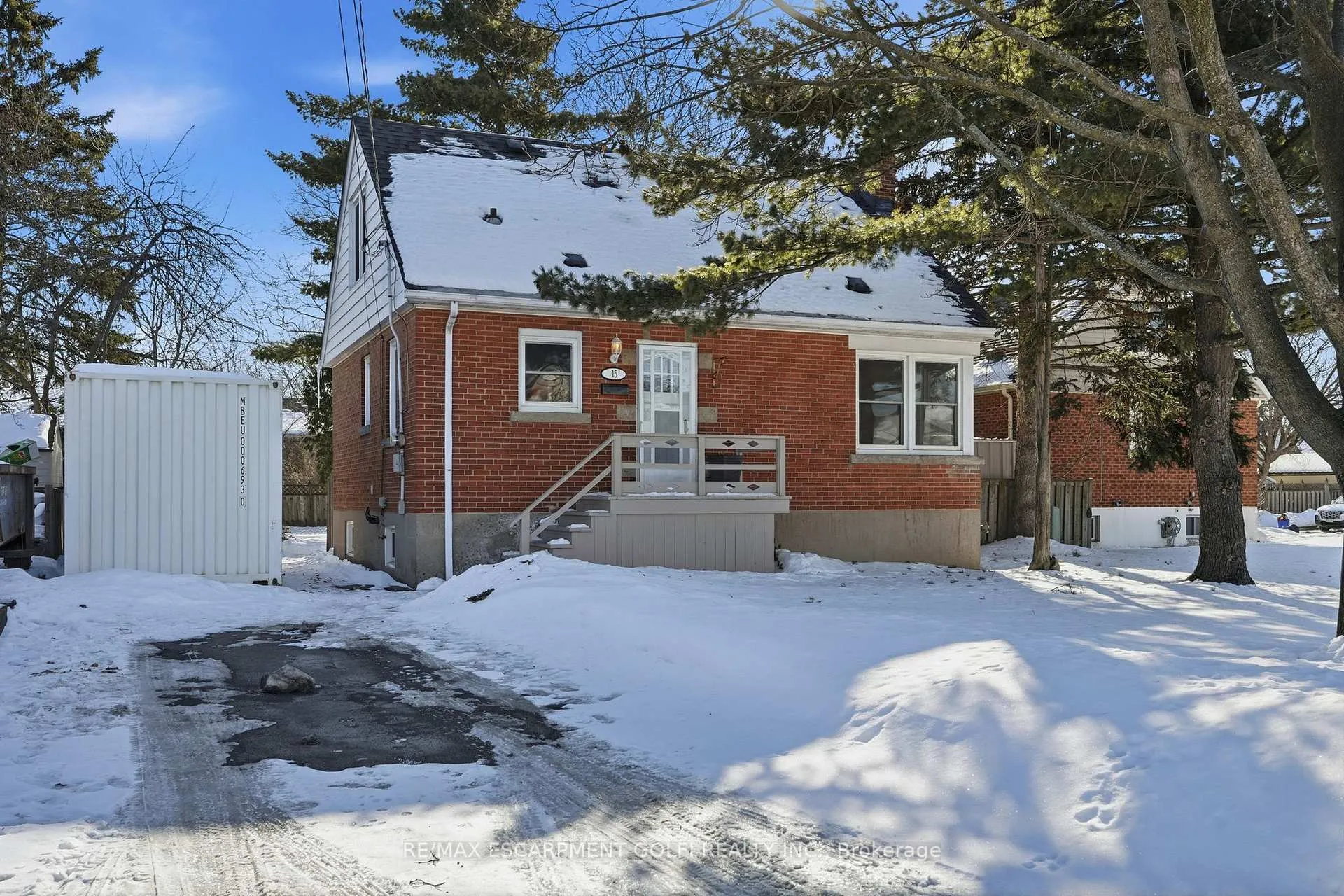 Photo 2 of 15 East 41ST Street, Hamilton, Sunninghill — HOMEH