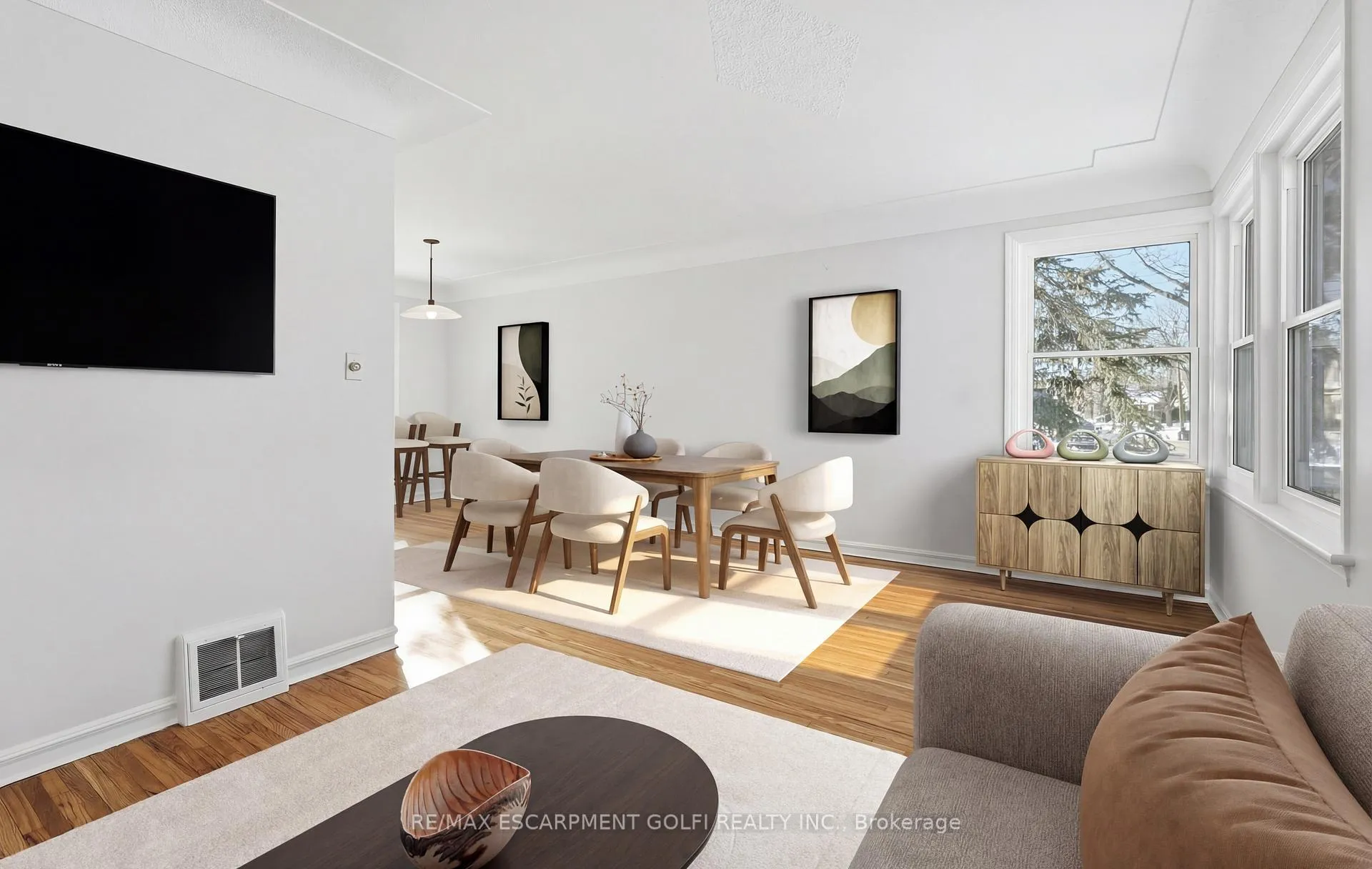 Photo 9 of 15 East 41ST Street, Hamilton, Sunninghill — HOMEH