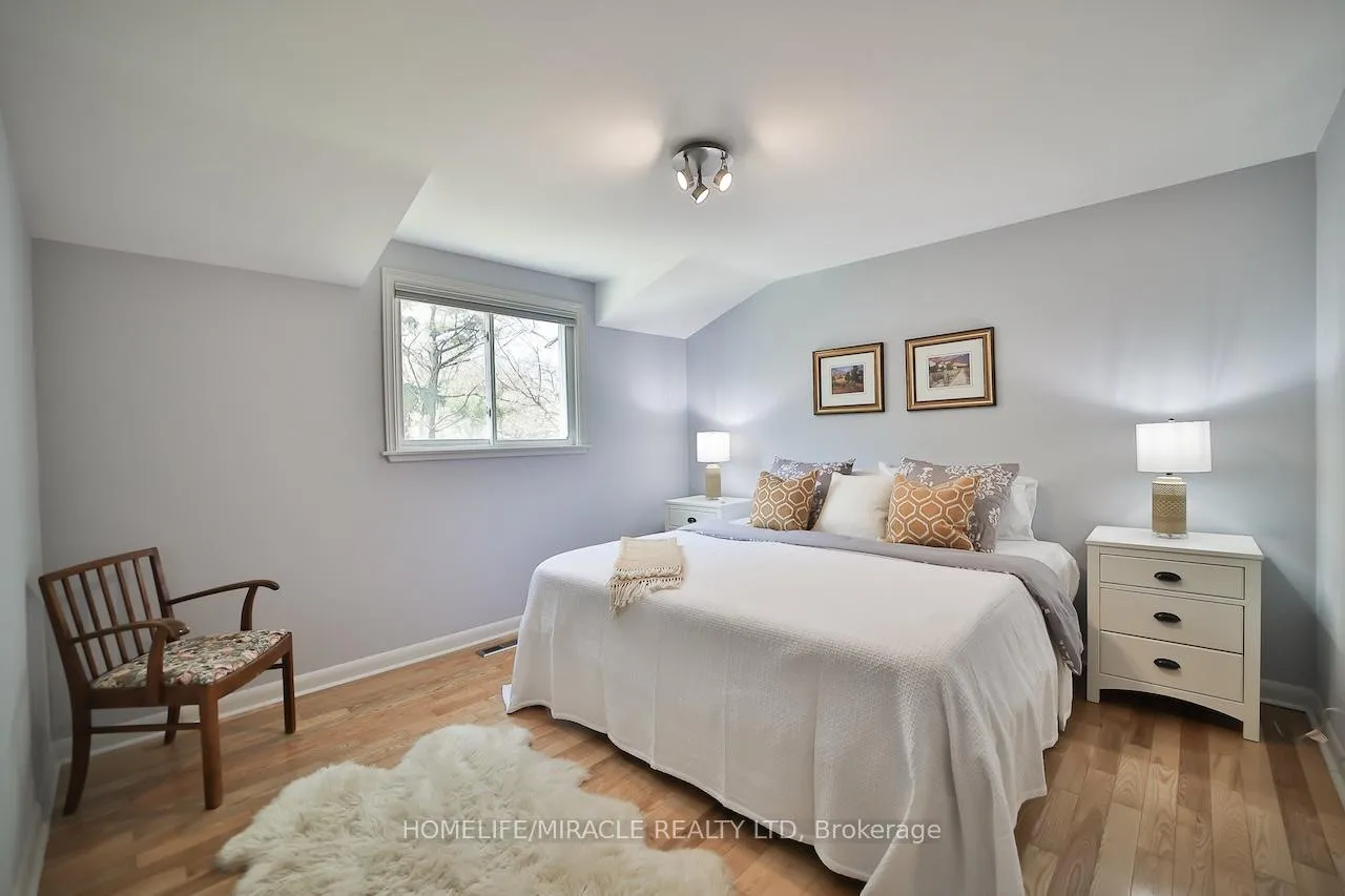 Photo 34 of 17 Ridgehill Drive, Brampton, Brampton South — HOMEH