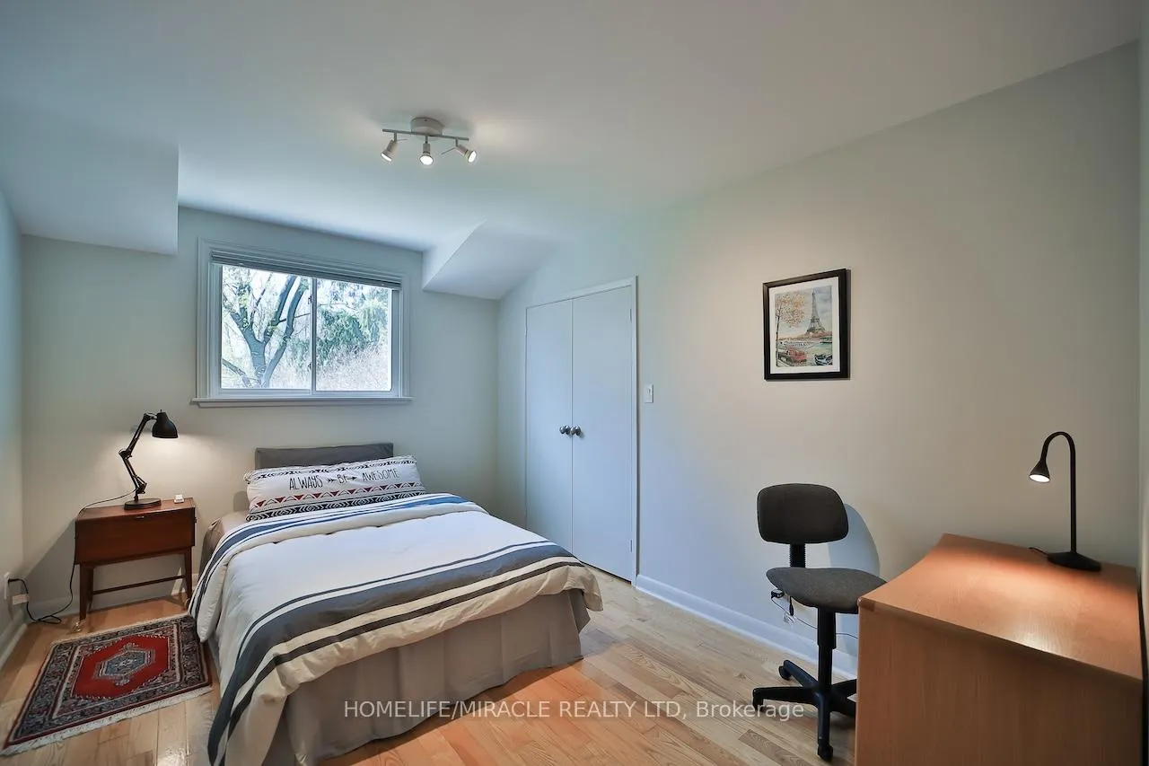 Photo 35 of 17 Ridgehill Drive, Brampton, Brampton South — HOMEH