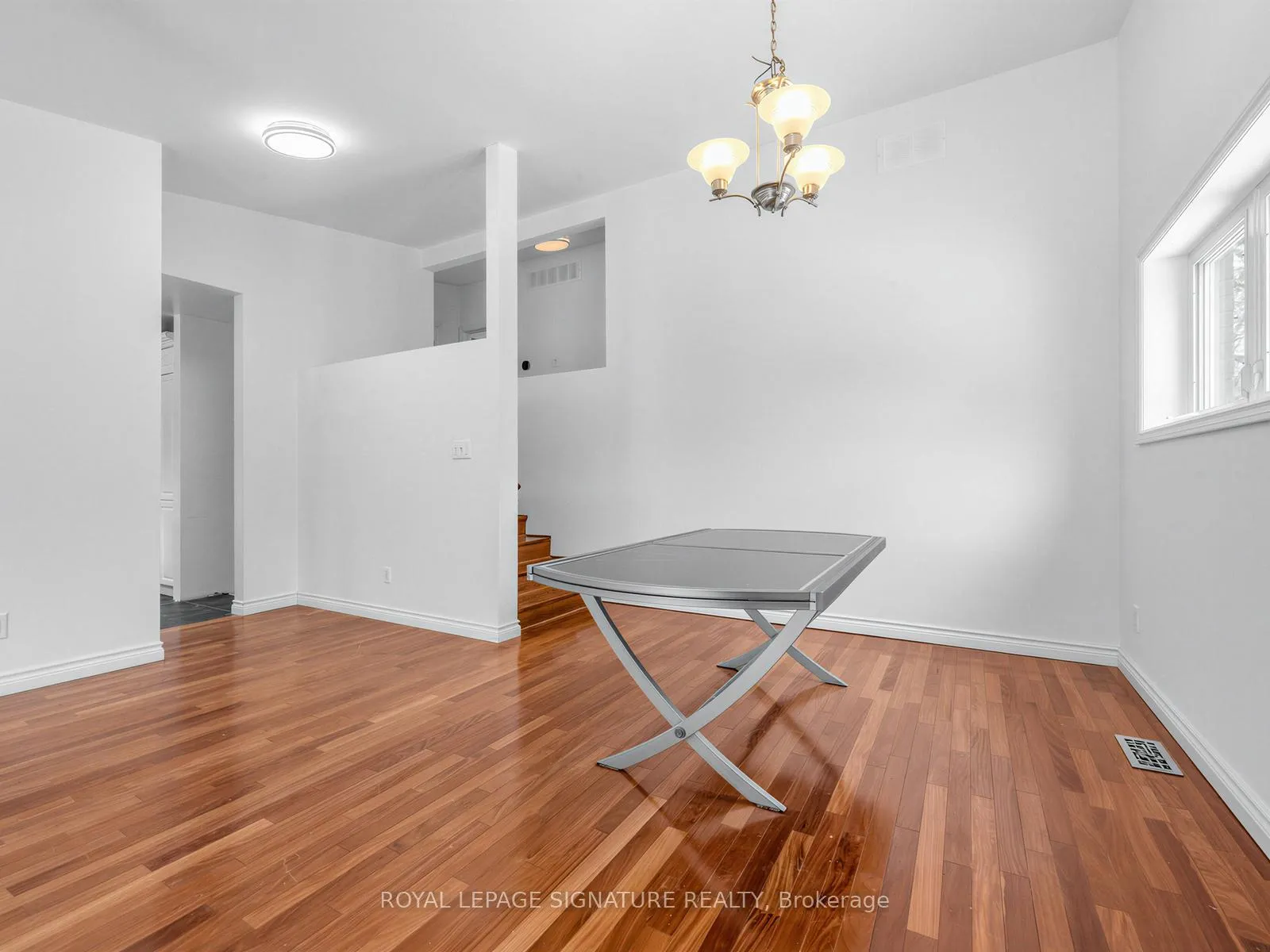 Photo 9 of 284 Guildwood Parkway, Scarborough, Guildwood — HOMEH