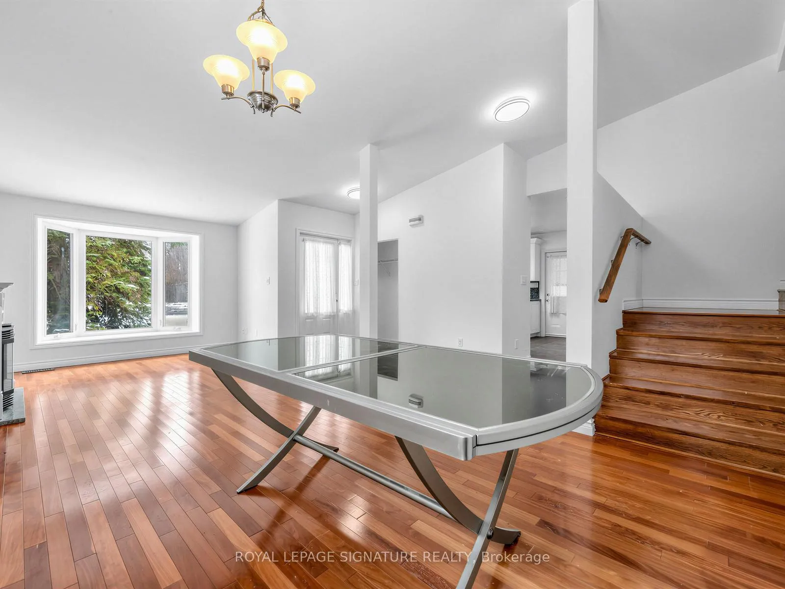 Photo 10 of 284 Guildwood Parkway, Scarborough, Guildwood — HOMEH