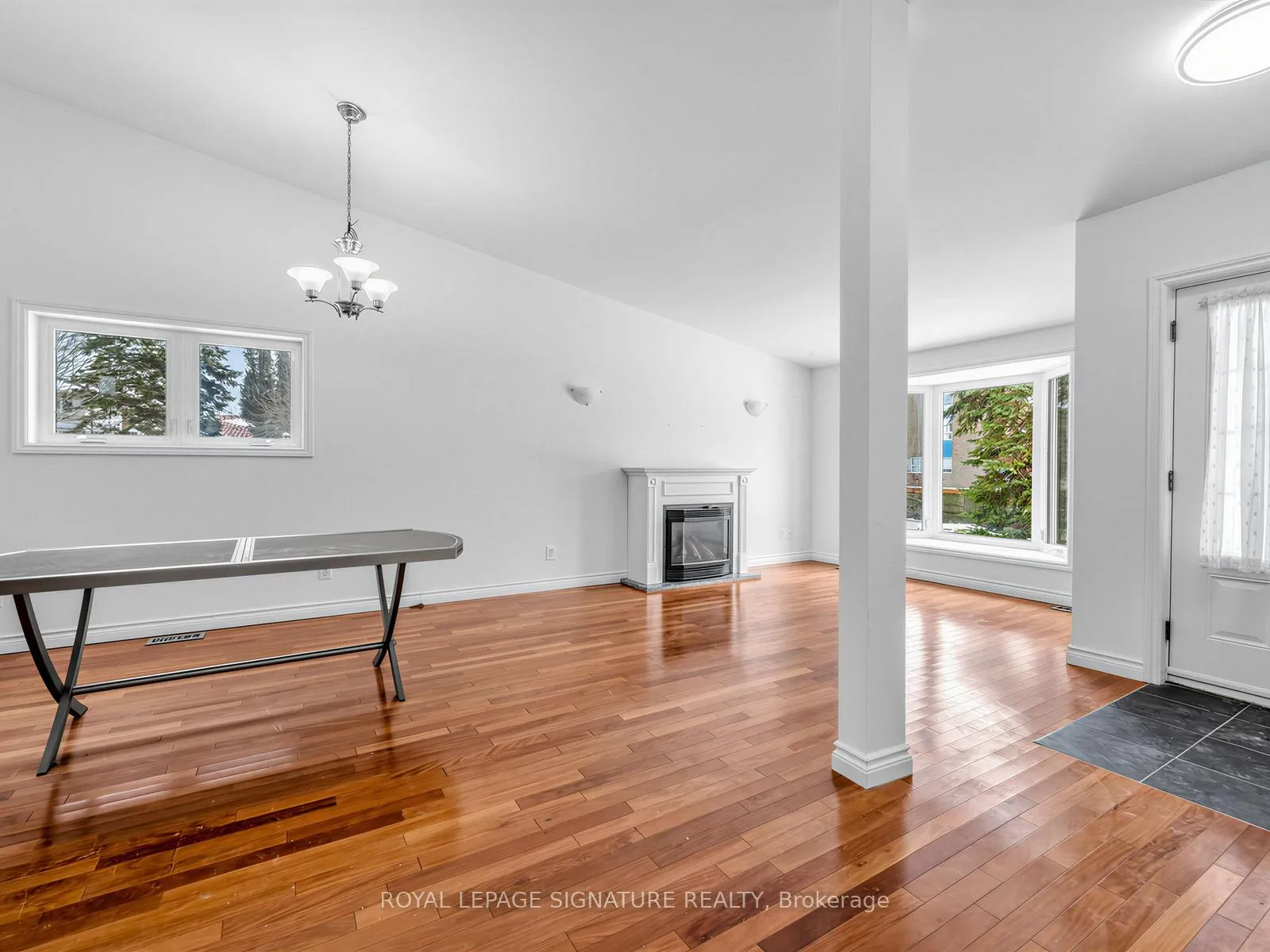 Photo 14 of 284 Guildwood Parkway, Scarborough, Guildwood — HOMEH