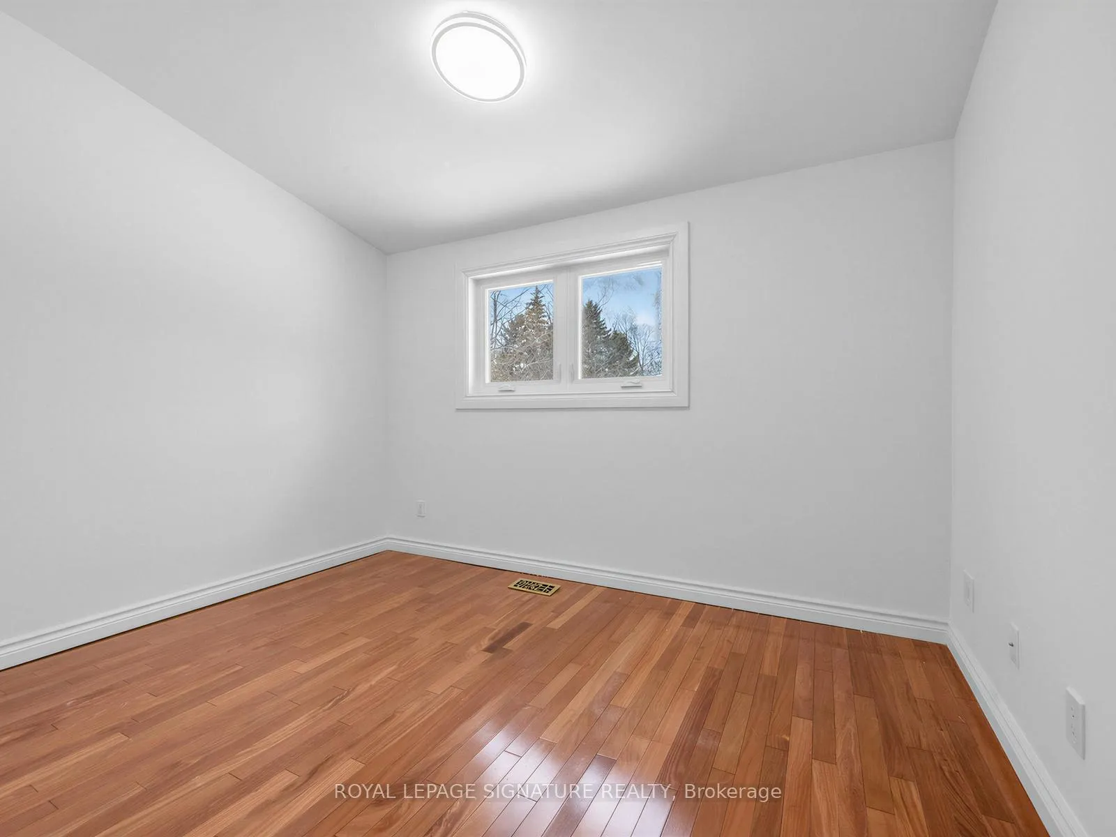 Photo 20 of 284 Guildwood Parkway, Scarborough, Guildwood — HOMEH