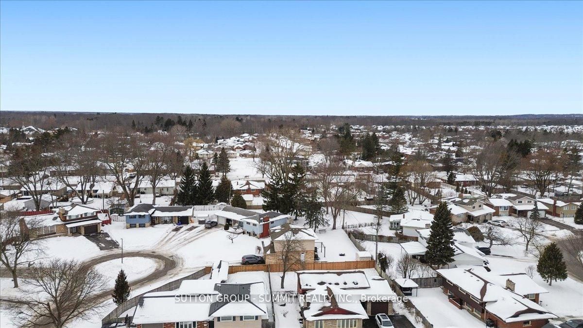 Photo 14 of 22 Oak Street, Welland, Prince Charles — HOMEH