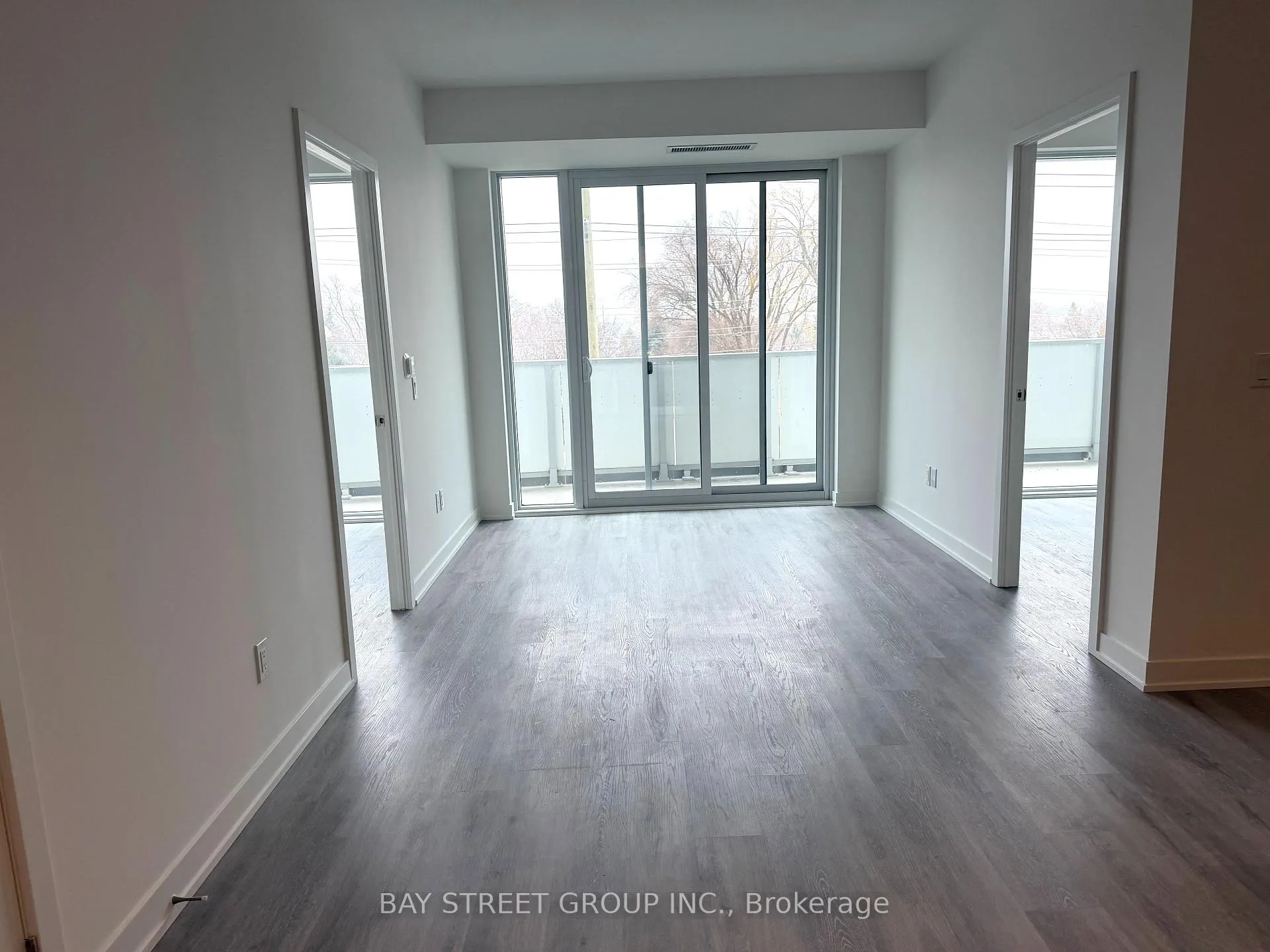 Photo 4 of Unit 211, 1010 Sandy Beach Road, Pickering, Bay Ridges — HOMEH