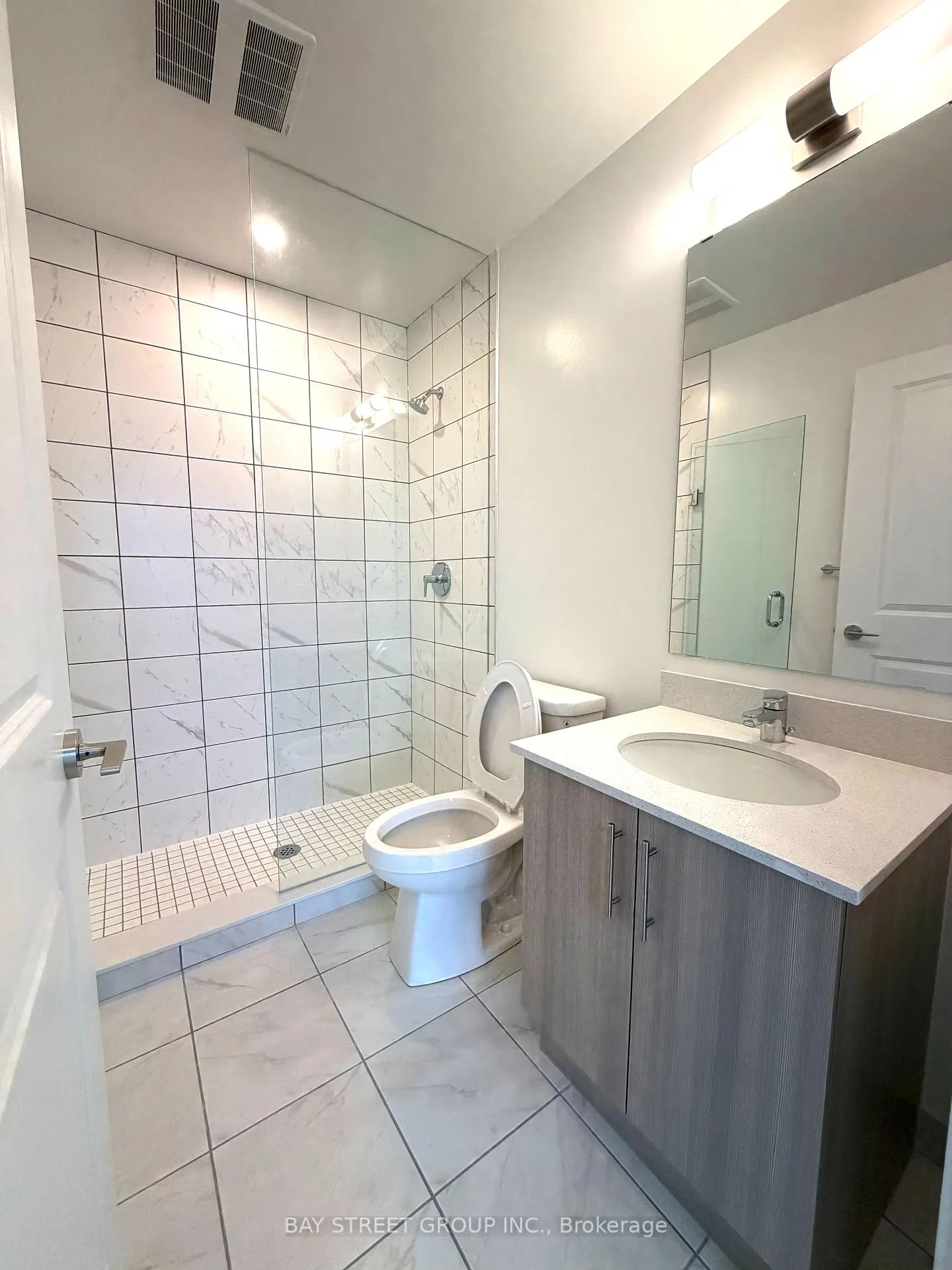 Photo 9 of Unit 211, 1010 Sandy Beach Road, Pickering, Bay Ridges — HOMEH