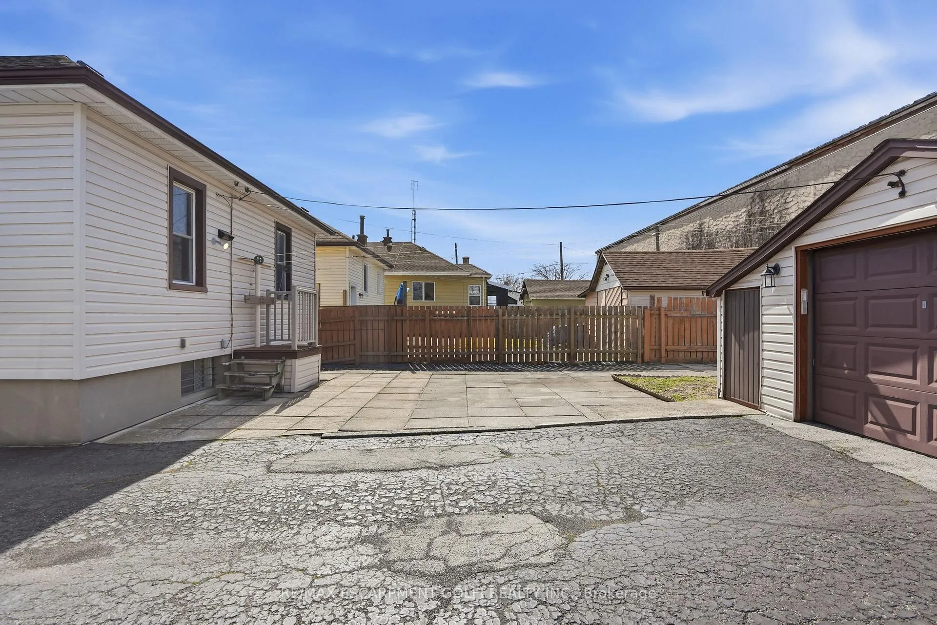 Photo 17 of 4867 Sixth Avenue, Niagara Falls, Cherrywood — HOMEH