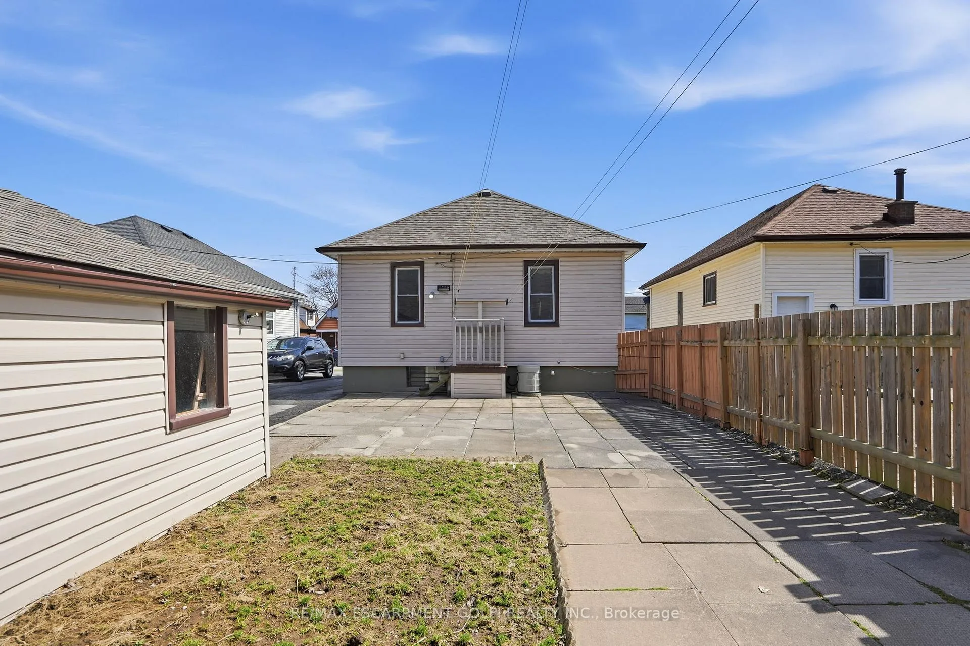 Photo 18 of 4867 Sixth Avenue, Niagara Falls, Cherrywood — HOMEH