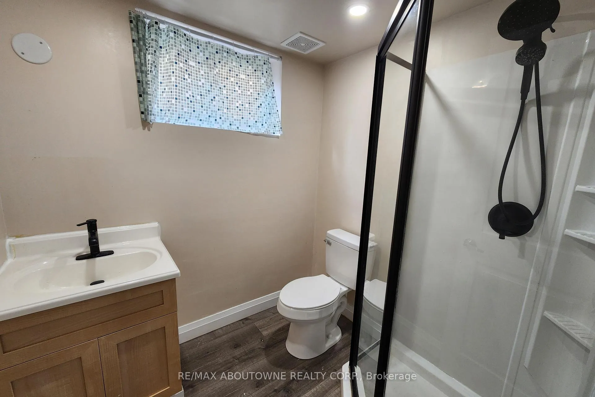 Photo 10 of 12 Ramsey Crescent, Hamilton, Ainslie Wood — HOMEH