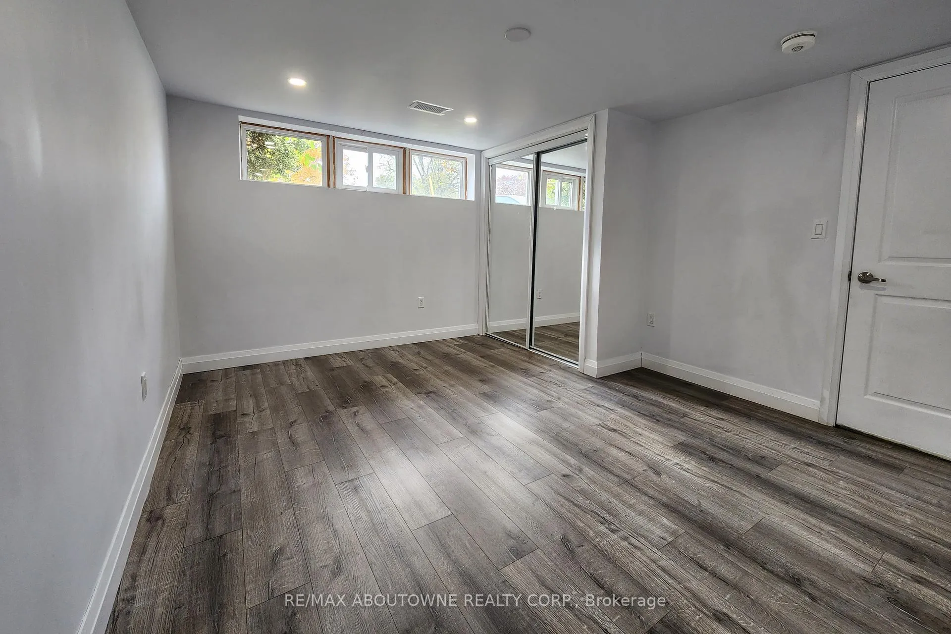 Photo 13 of 12 Ramsey Crescent, Hamilton, Ainslie Wood — HOMEH