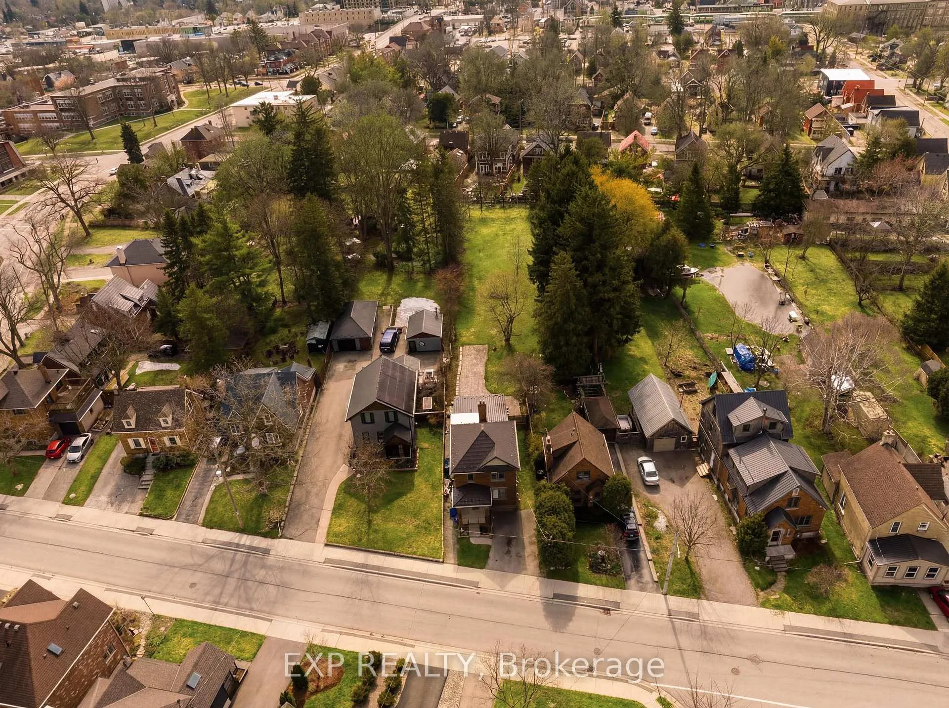Photo 7 of 125 Wilhelm Street, Kitchener — HOMEH