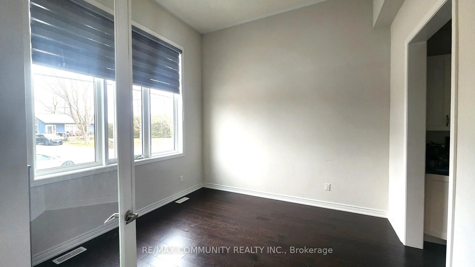 Photo 4 of Unit Main, 58 Catering Road, Georgina, Sutton & Jackson's Point — HOMEH