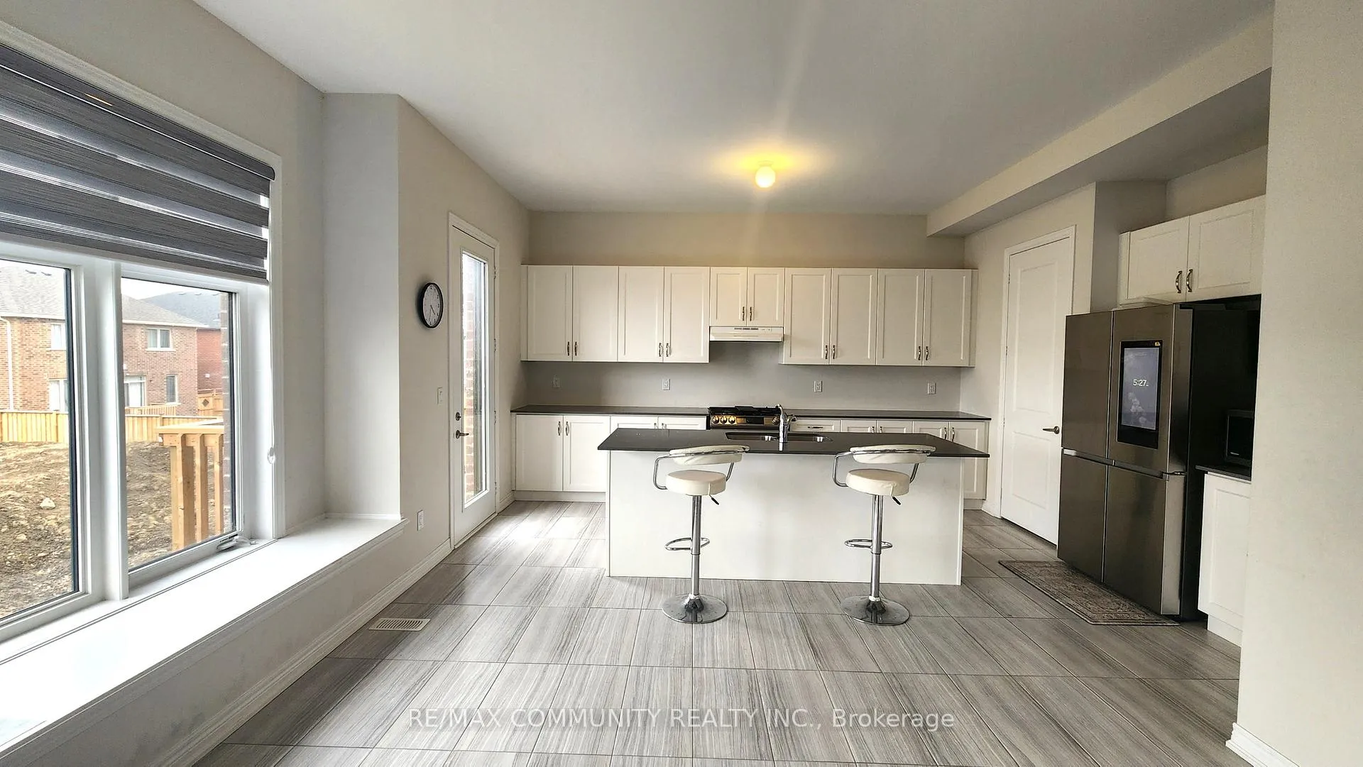 Photo 11 of Unit Main, 58 Catering Road, Georgina, Sutton & Jackson's Point — HOMEH