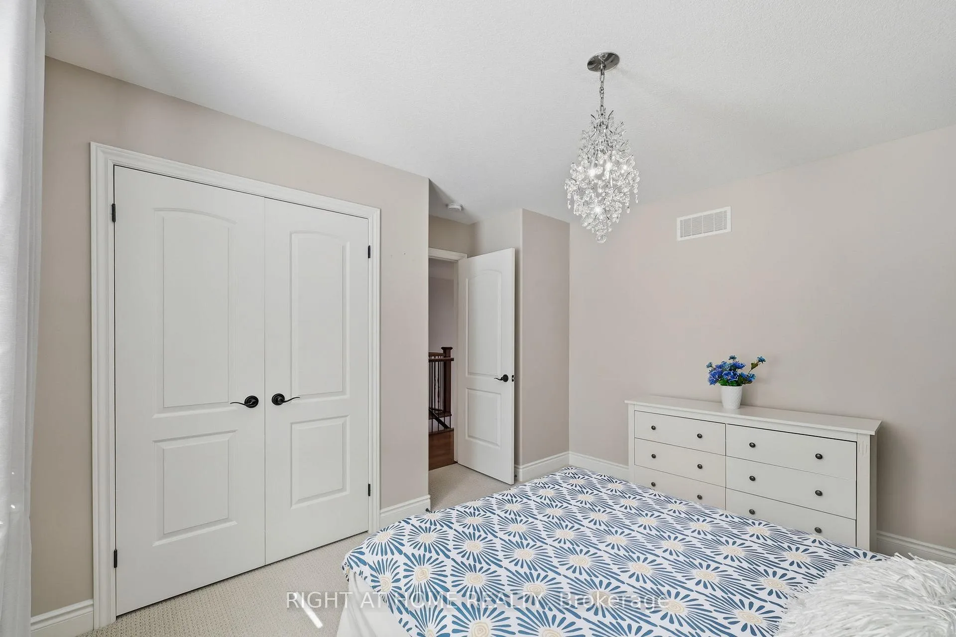 Photo 34 of 35 Caverhill Crescent, Middlesex Centre, Komoka — HOMEH
