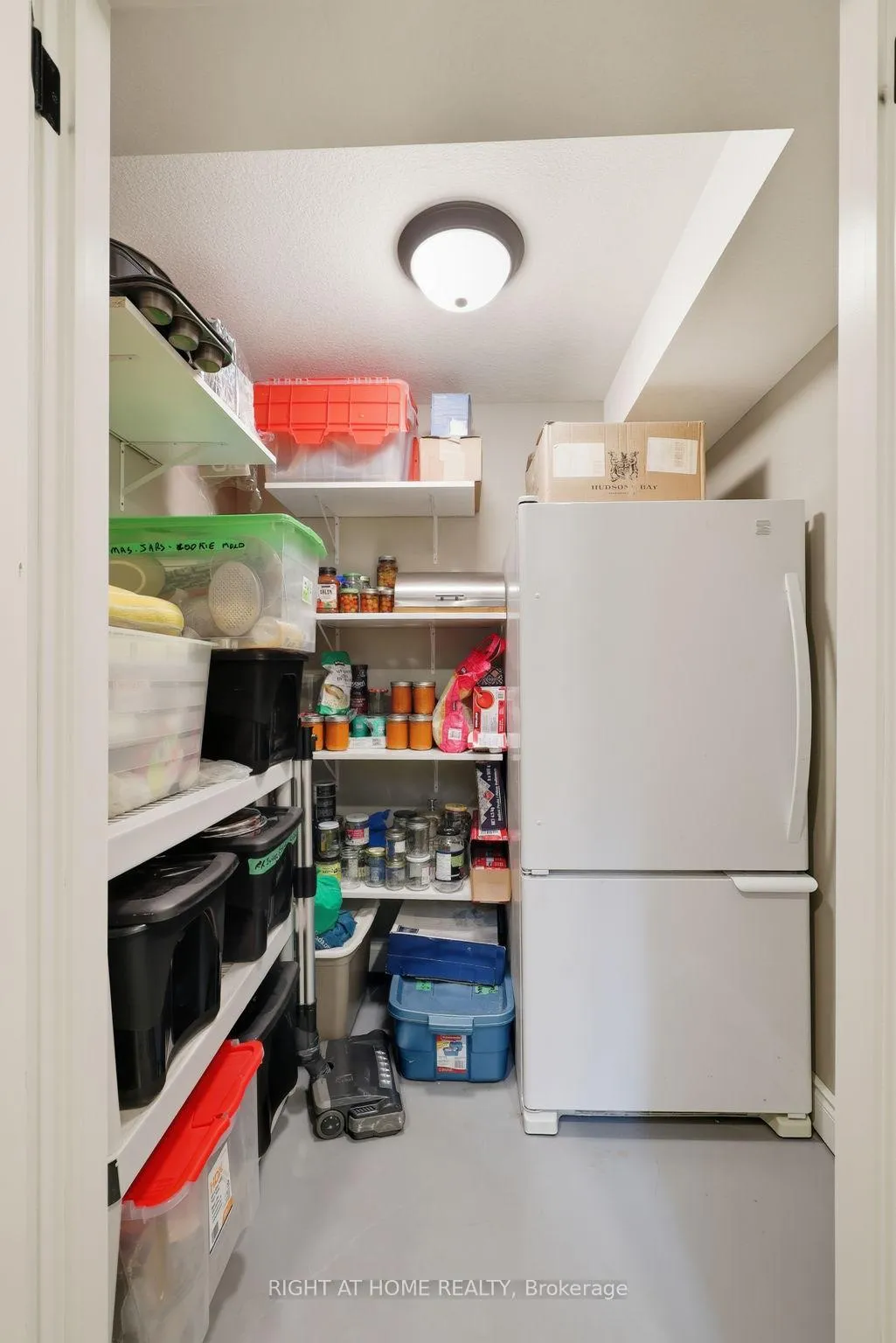 Photo 41 of 35 Caverhill Crescent, Middlesex Centre, Komoka — HOMEH