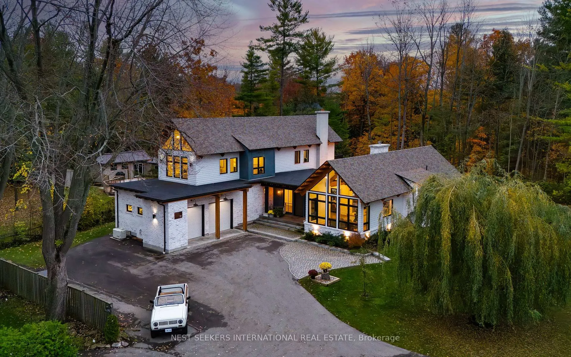 Front of 11 Sibbald Crescent
