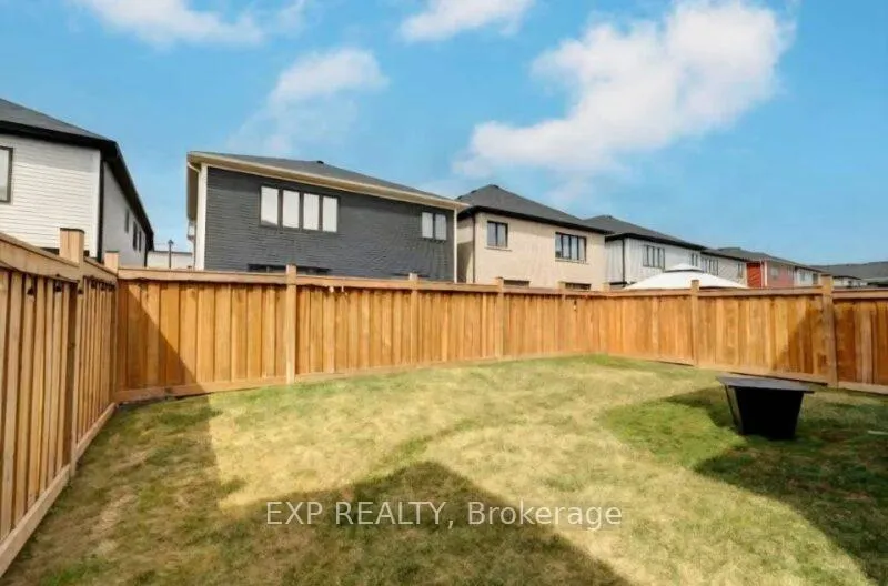 Photo 39 of 19 Malcolm Crescent, Haldimand — HOMEH