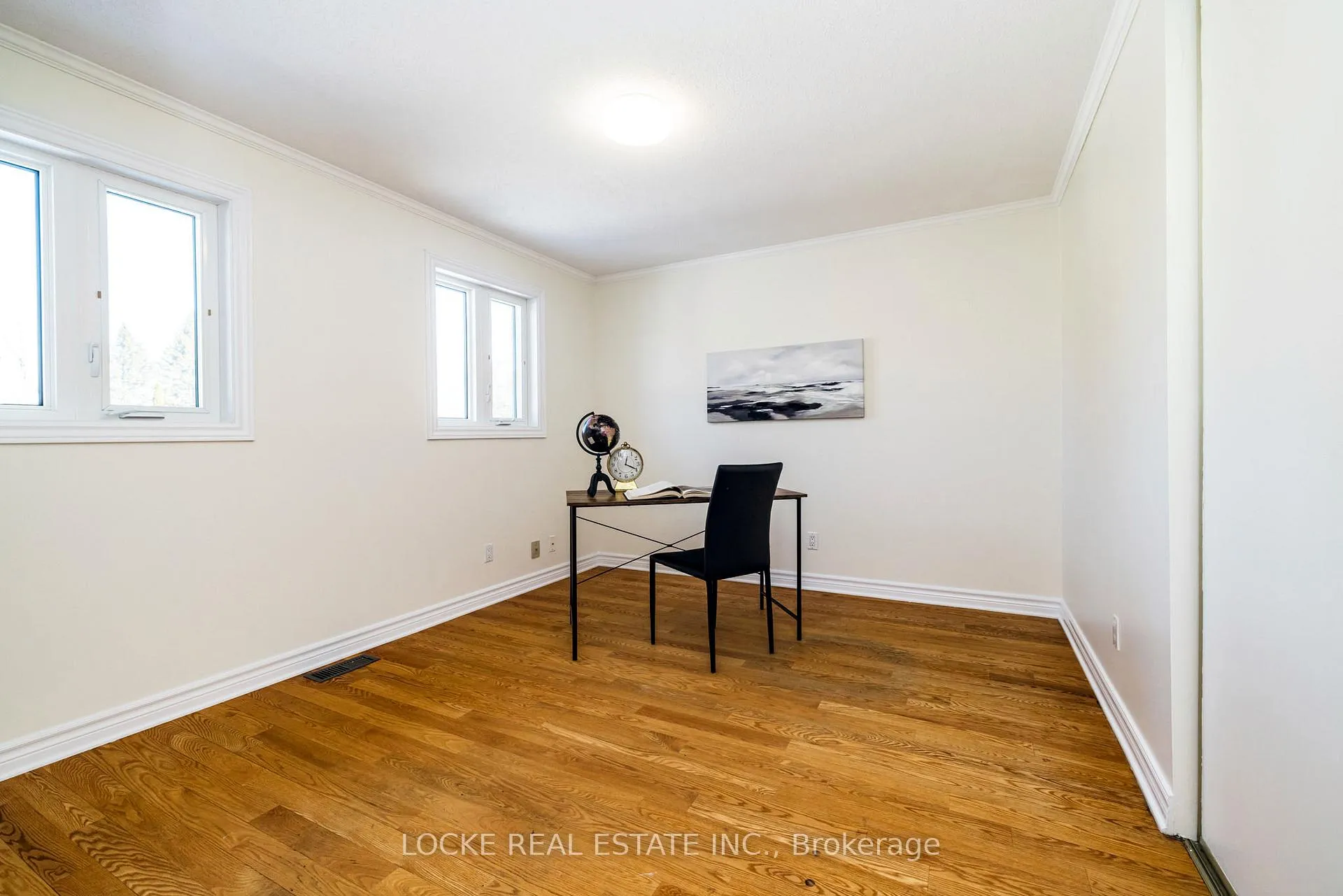 Photo 28 of 1404 Forest Valley Drive, Ottawa, Chapel Hill — HOMEH