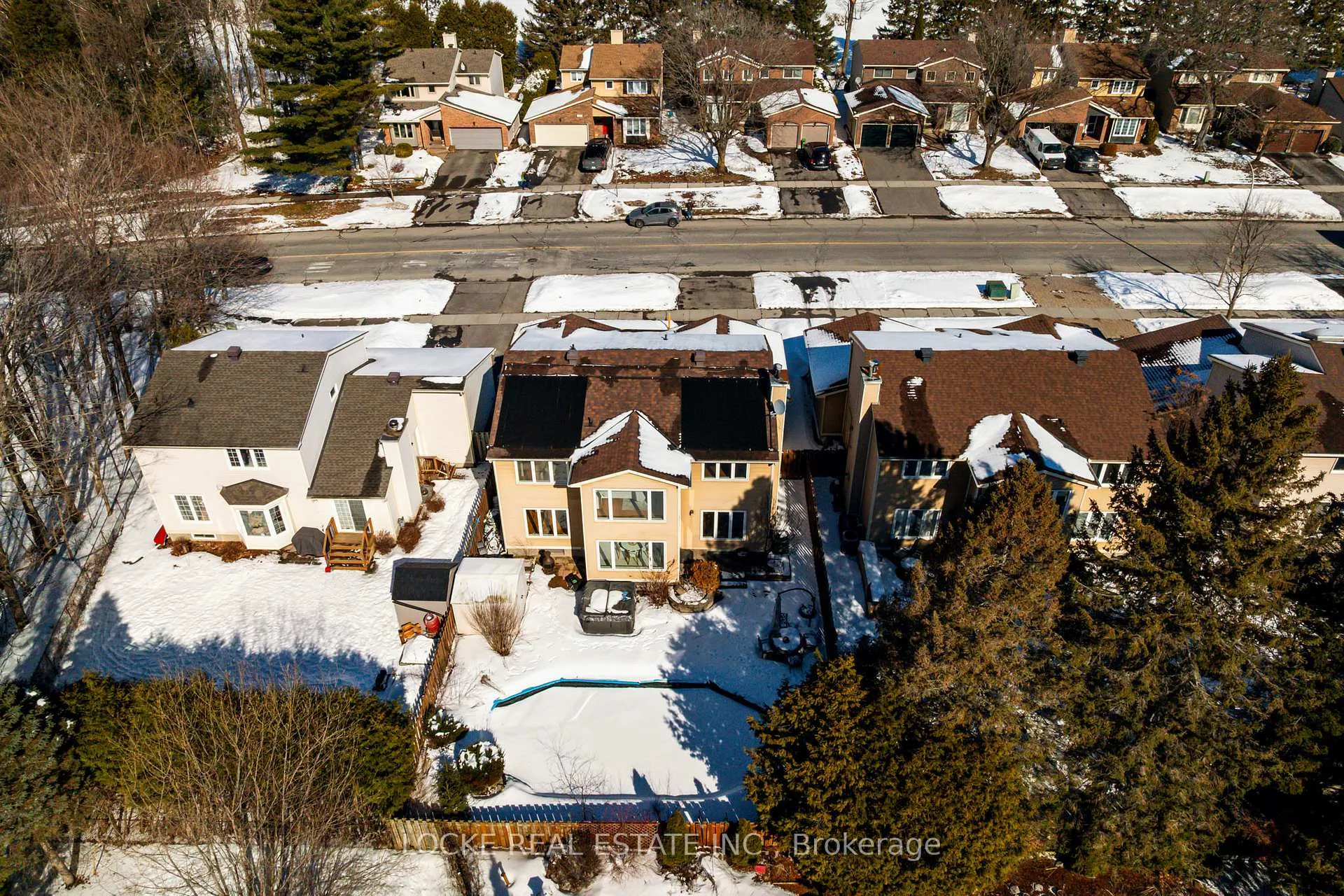 Photo 43 of 1404 Forest Valley Drive, Ottawa, Chapel Hill — HOMEH