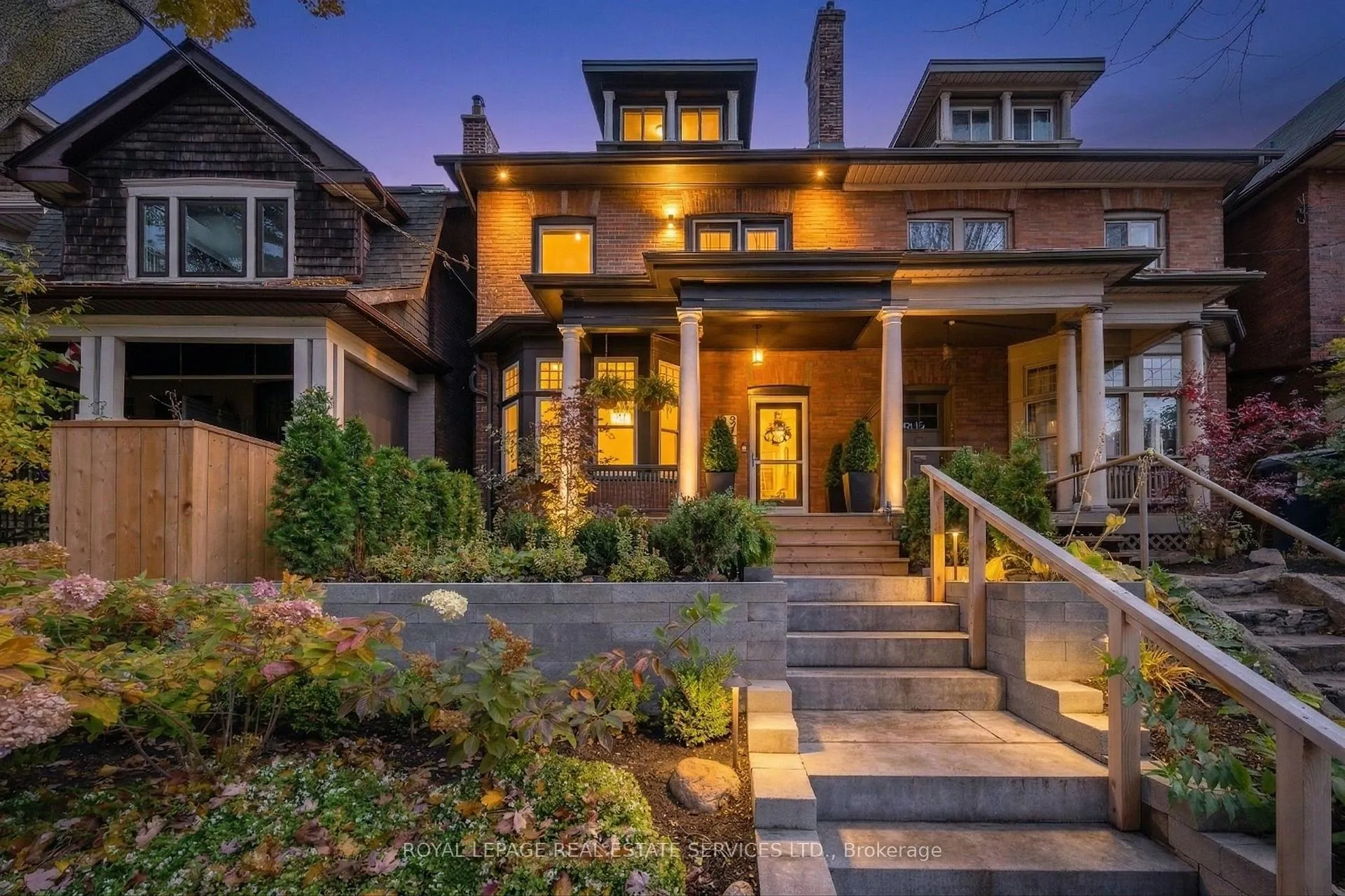 Front of 29 Parkside Drive