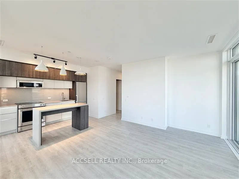 Photo 5 of Unit E706, 20 Bent Tree Drive, Vaughan, Vaughan Corporate Centre — HOMEH