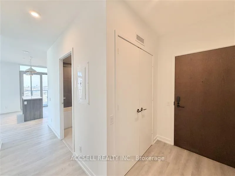 Photo 6 of Unit E706, 20 Bent Tree Drive, Vaughan, Vaughan Corporate Centre — HOMEH