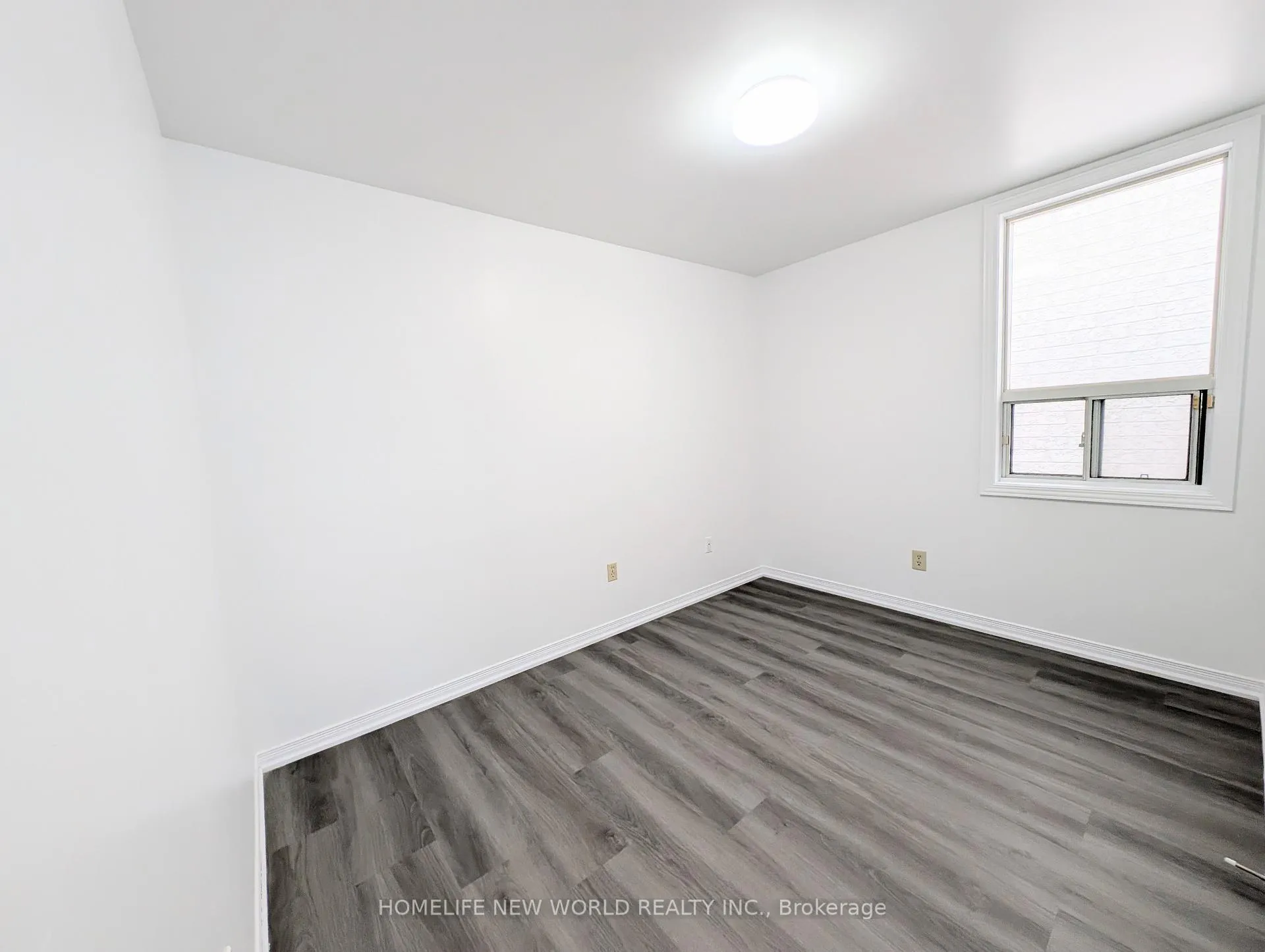 Photo 19 of 53 Dunraven Drive, Toronto, Keelesdale-Eglinton West — HOMEH