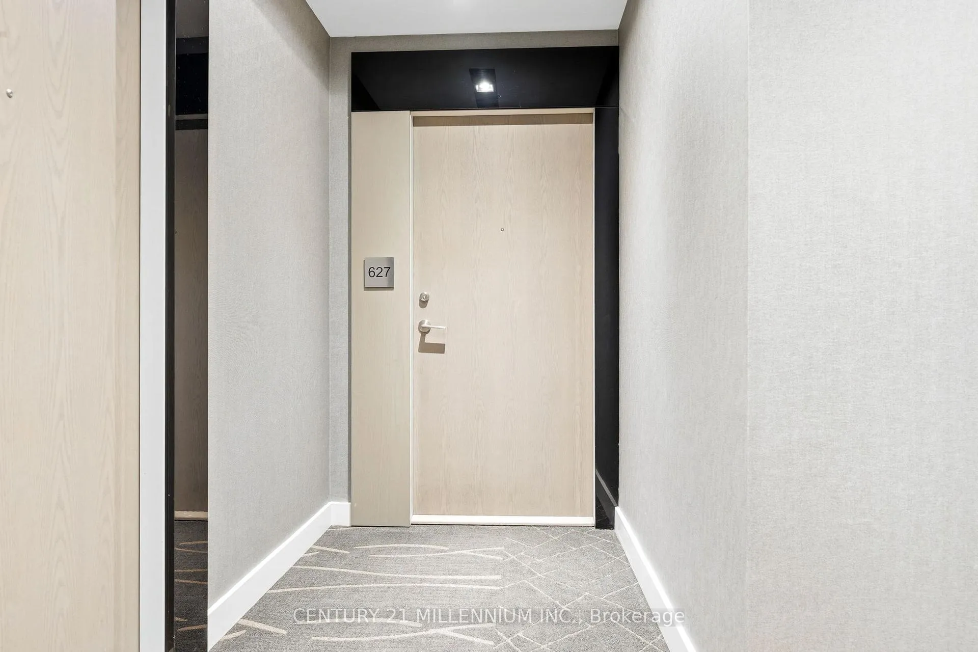 Photo 6 of Unit 627, 4800 Highway 7 Road, Vaughan, East Woodbridge — HOMEH