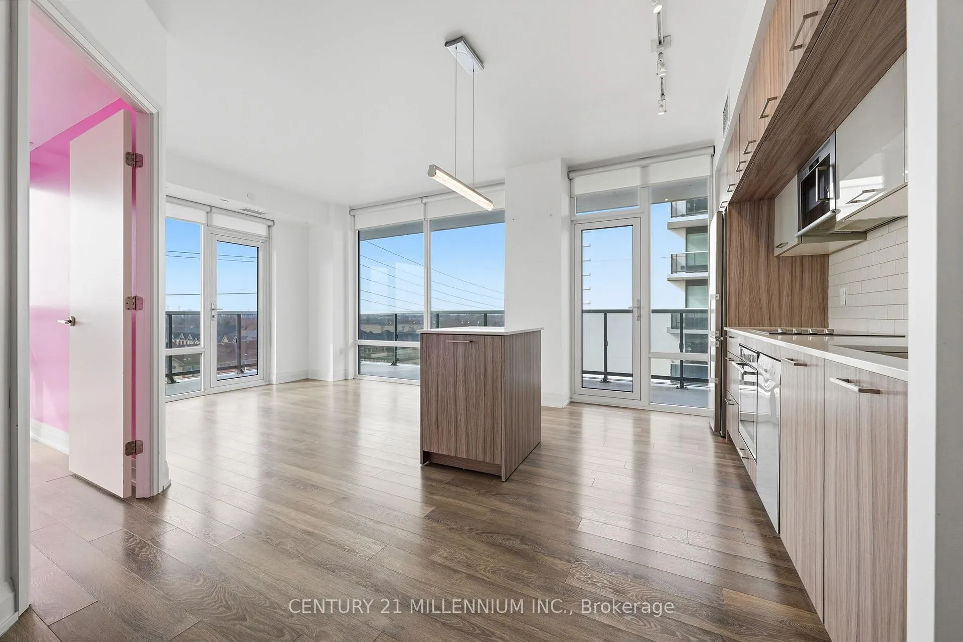Photo 9 of Unit 627, 4800 Highway 7 Road, Vaughan, East Woodbridge — HOMEH