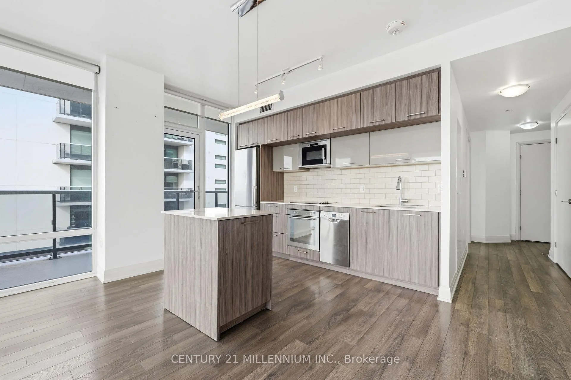 Photo 11 of Unit 627, 4800 Highway 7 Road, Vaughan, East Woodbridge — HOMEH