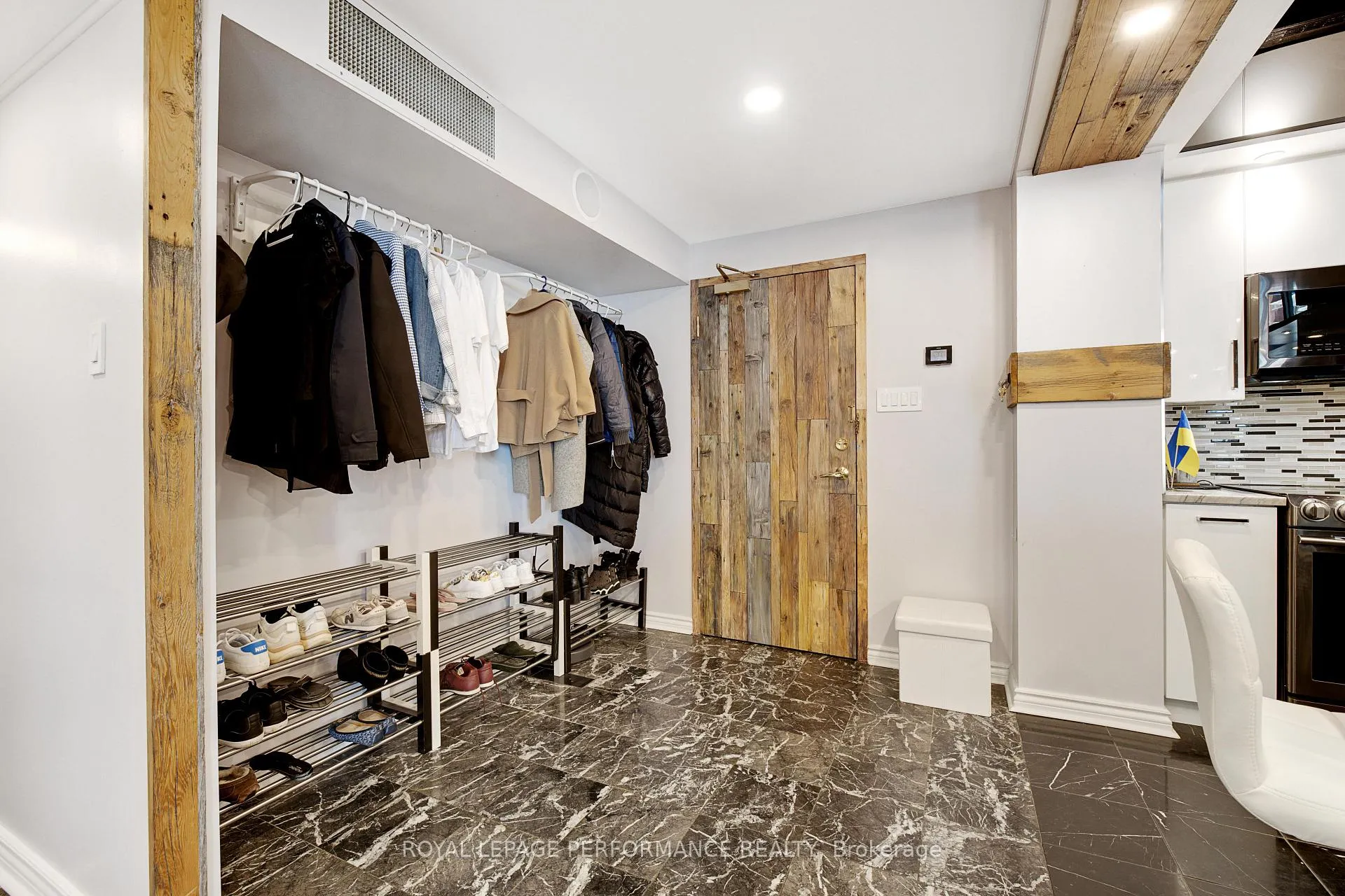 Photo 6 of Unit 1905, 160 George Street, Ottawa, Lower Town/Byward Market — HOMEH