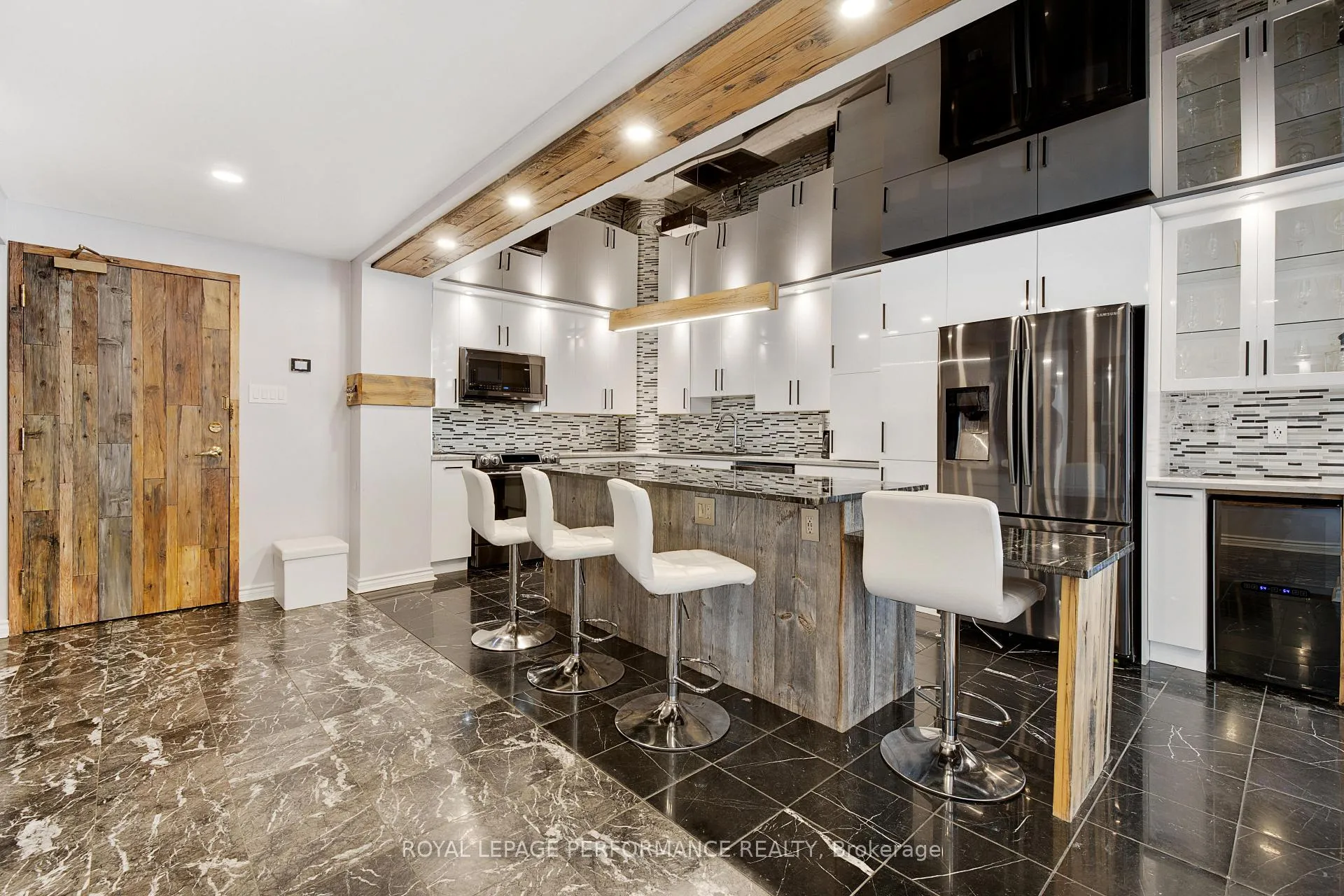 Photo 8 of Unit 1905, 160 George Street, Ottawa, Lower Town/Byward Market — HOMEH